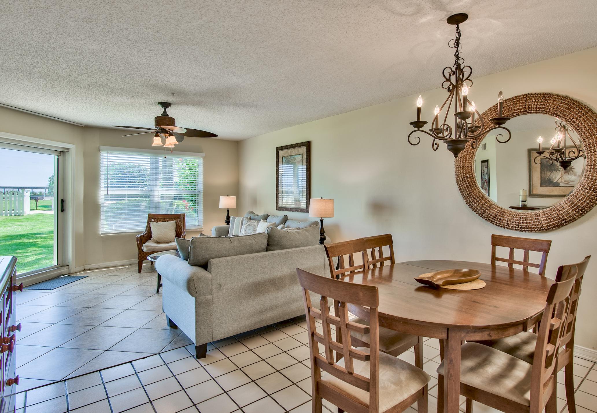 MARAVILLA CONDO 1 - Residential