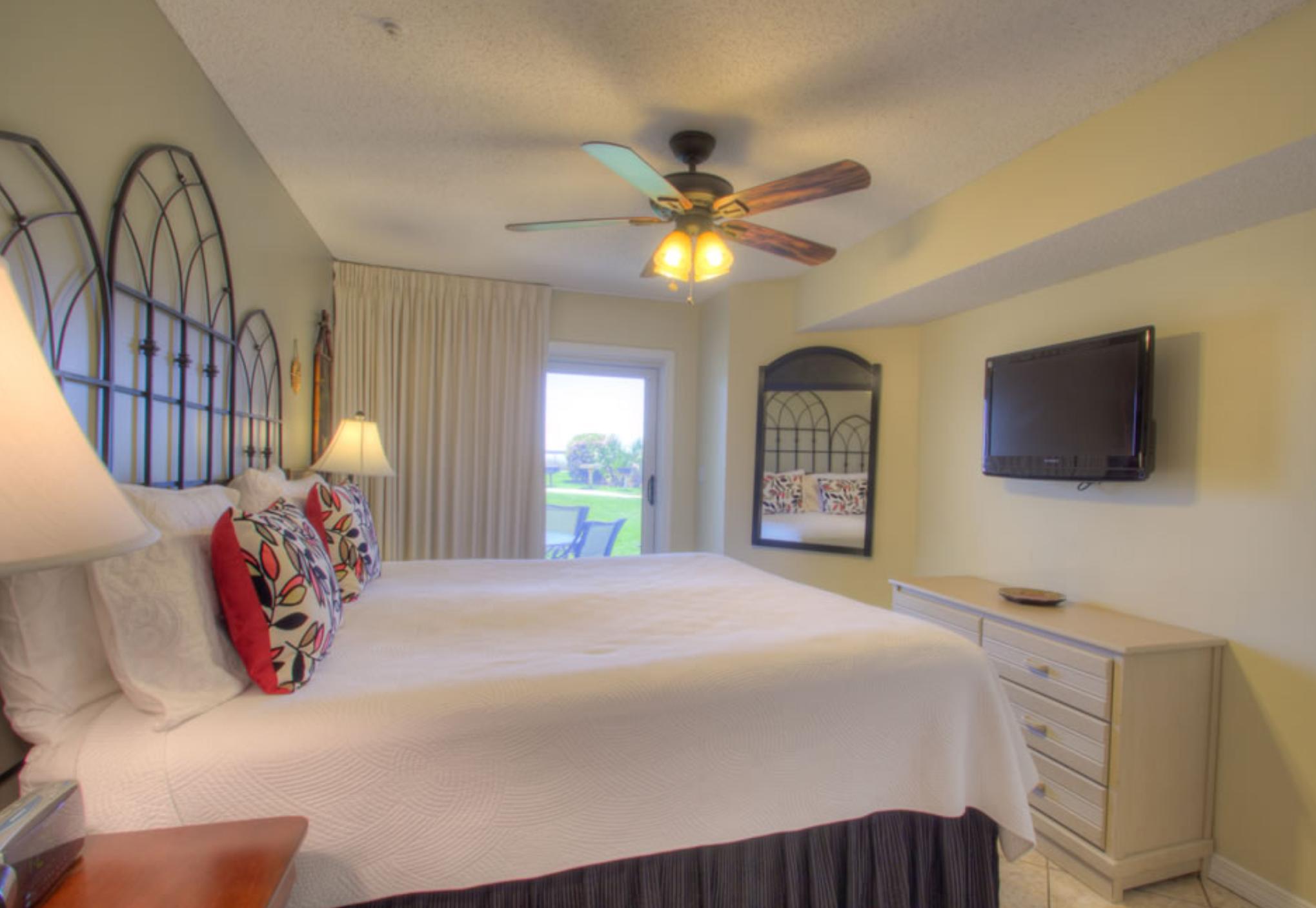 MARAVILLA CONDO 1 - Residential