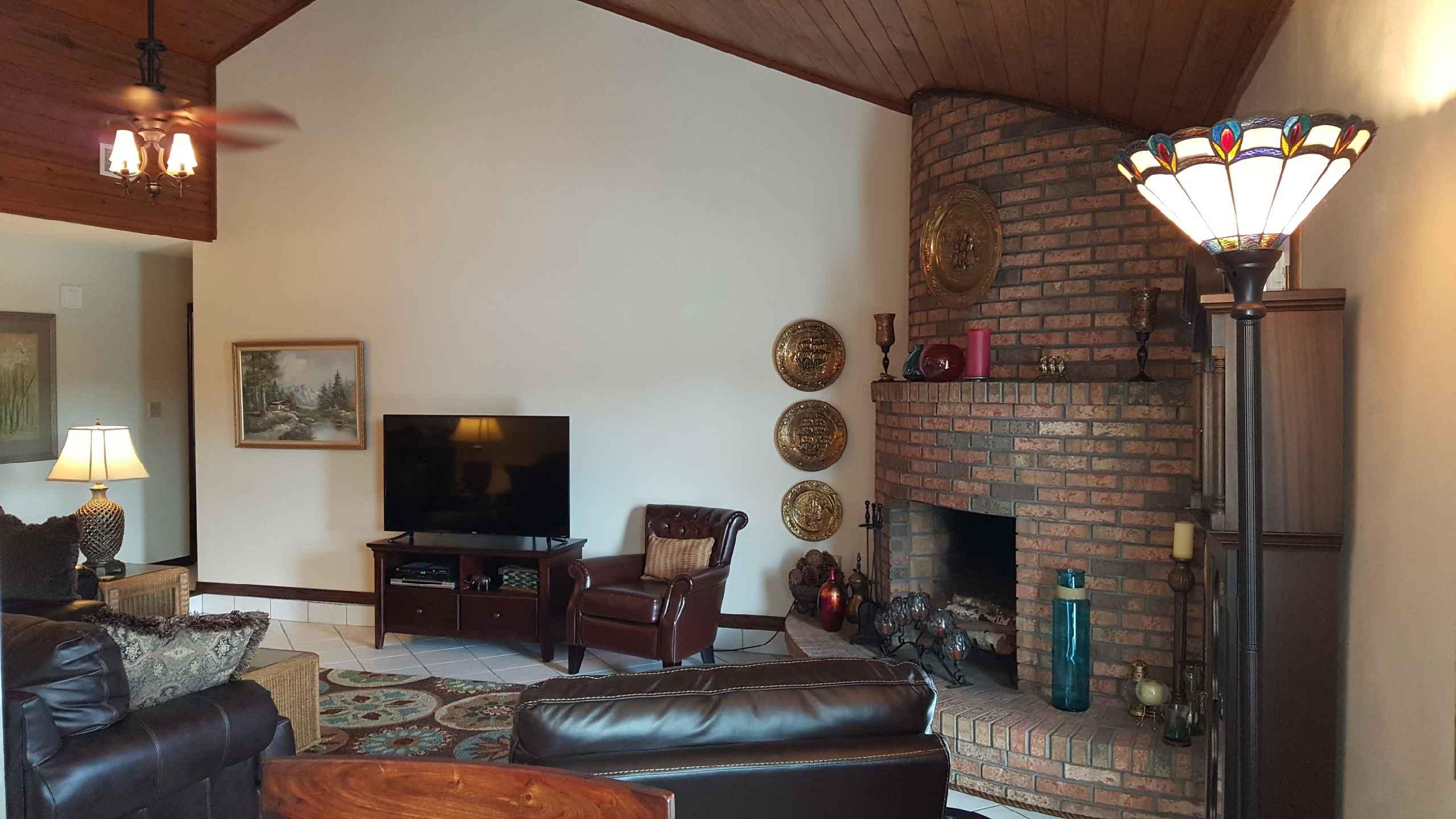 TIMBERLAKE EST - Residential