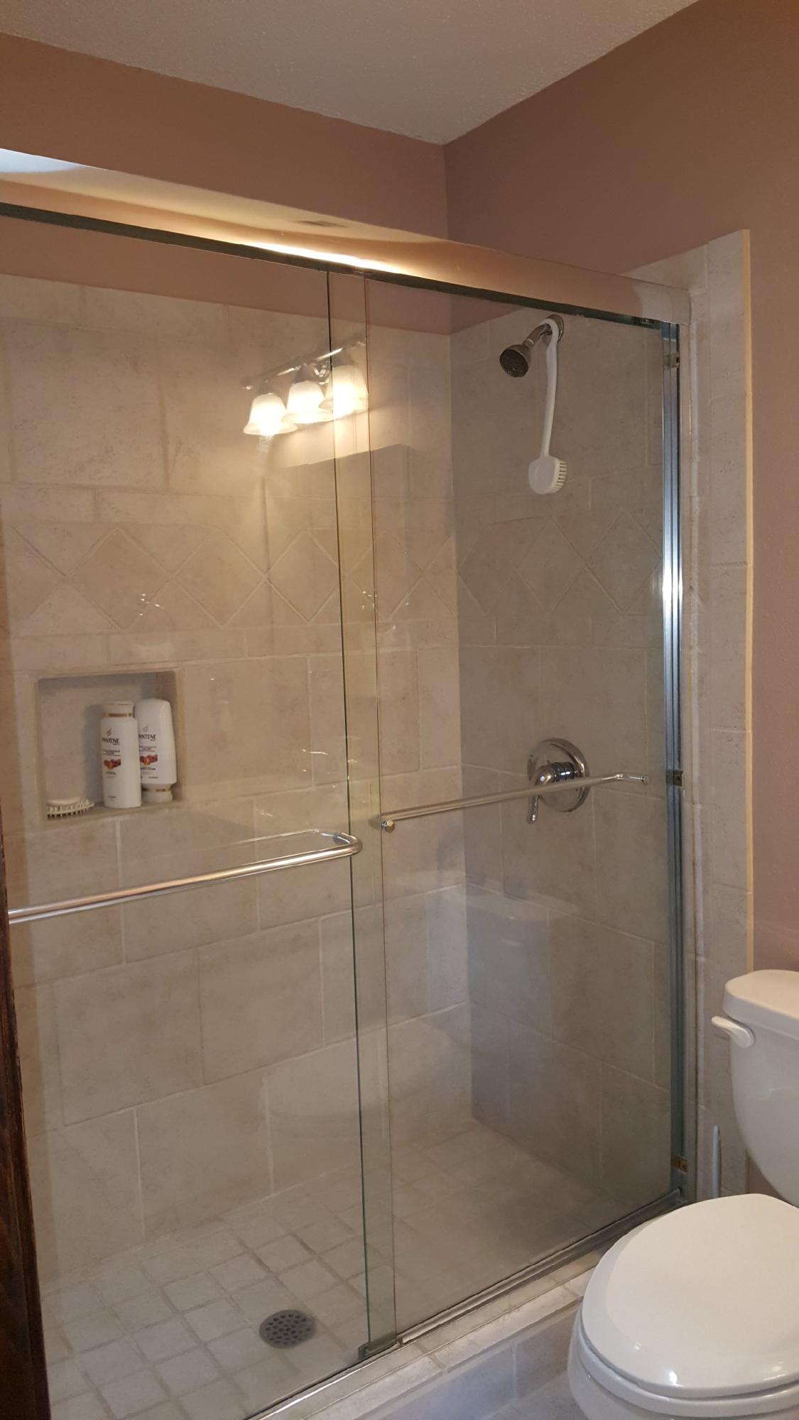 TIMBERLAKE EST - Residential