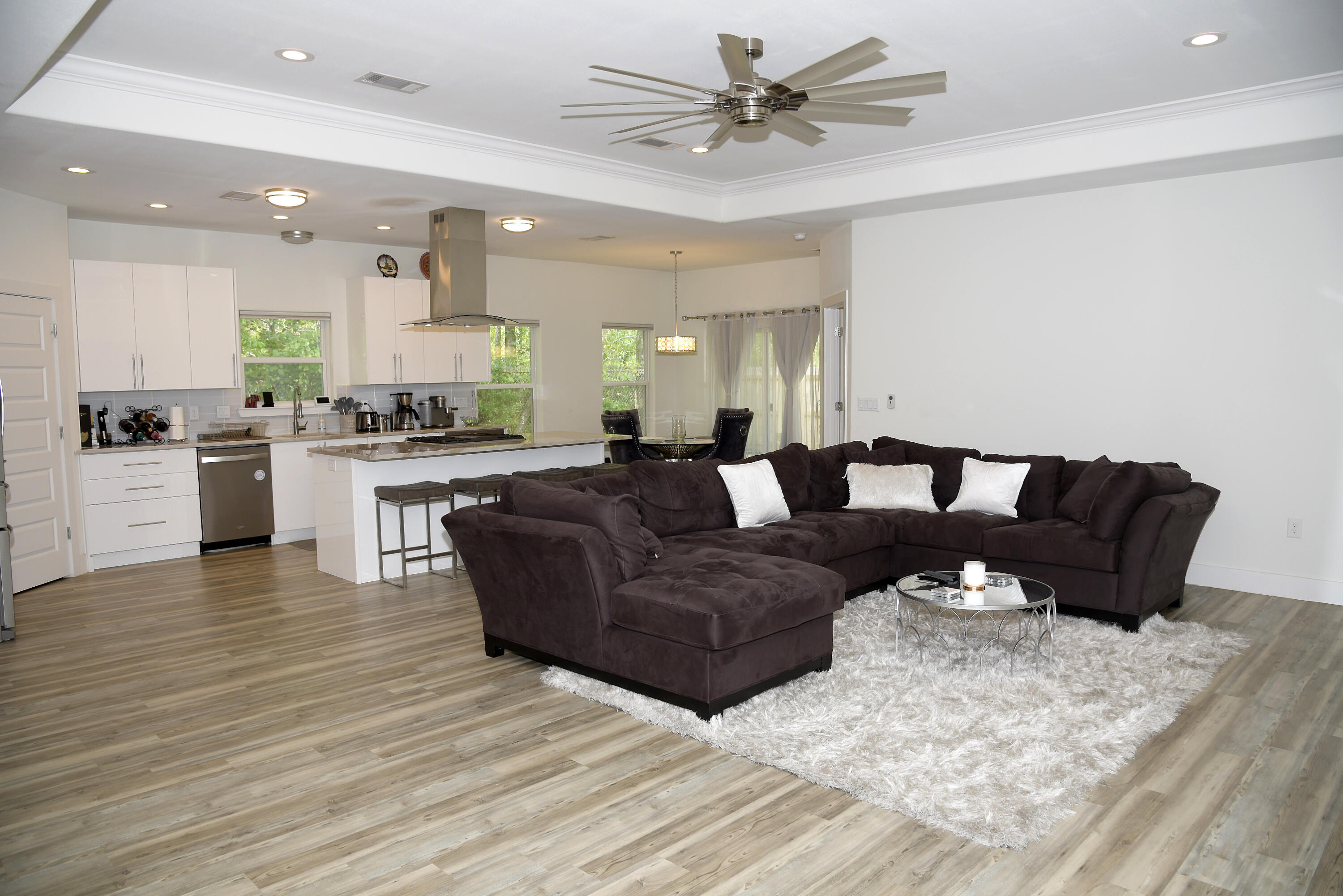 Commanche S/D Lot 5 - Residential