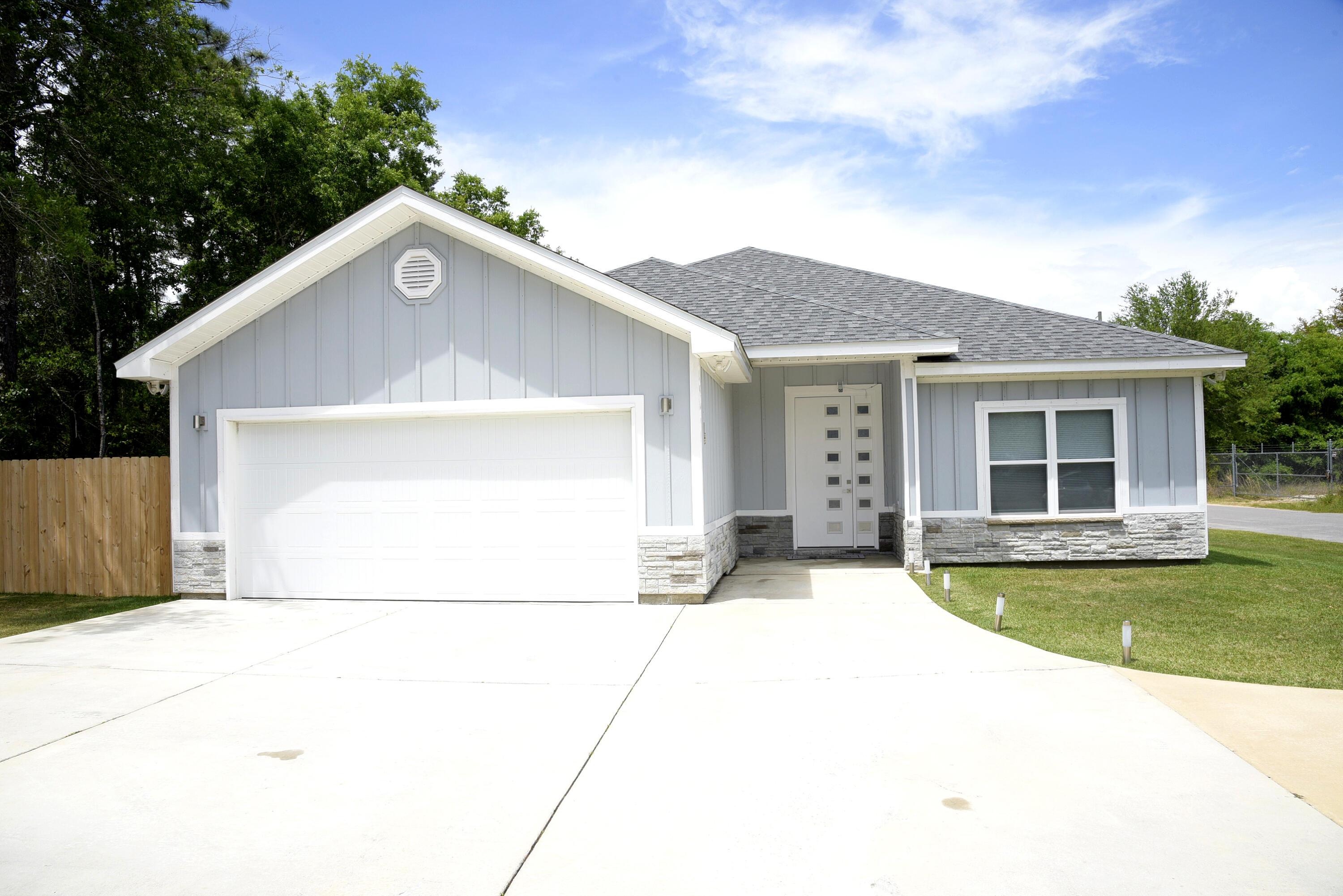 Commanche S/D Lot 5 - Residential