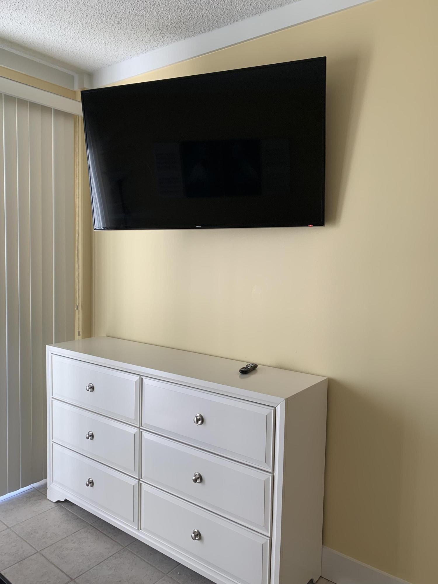 PIRATES BAY PH 1 - Residential