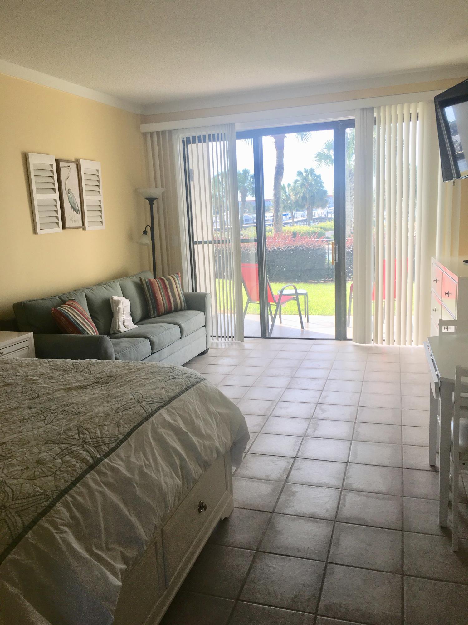 PIRATES BAY PH 1 - Residential