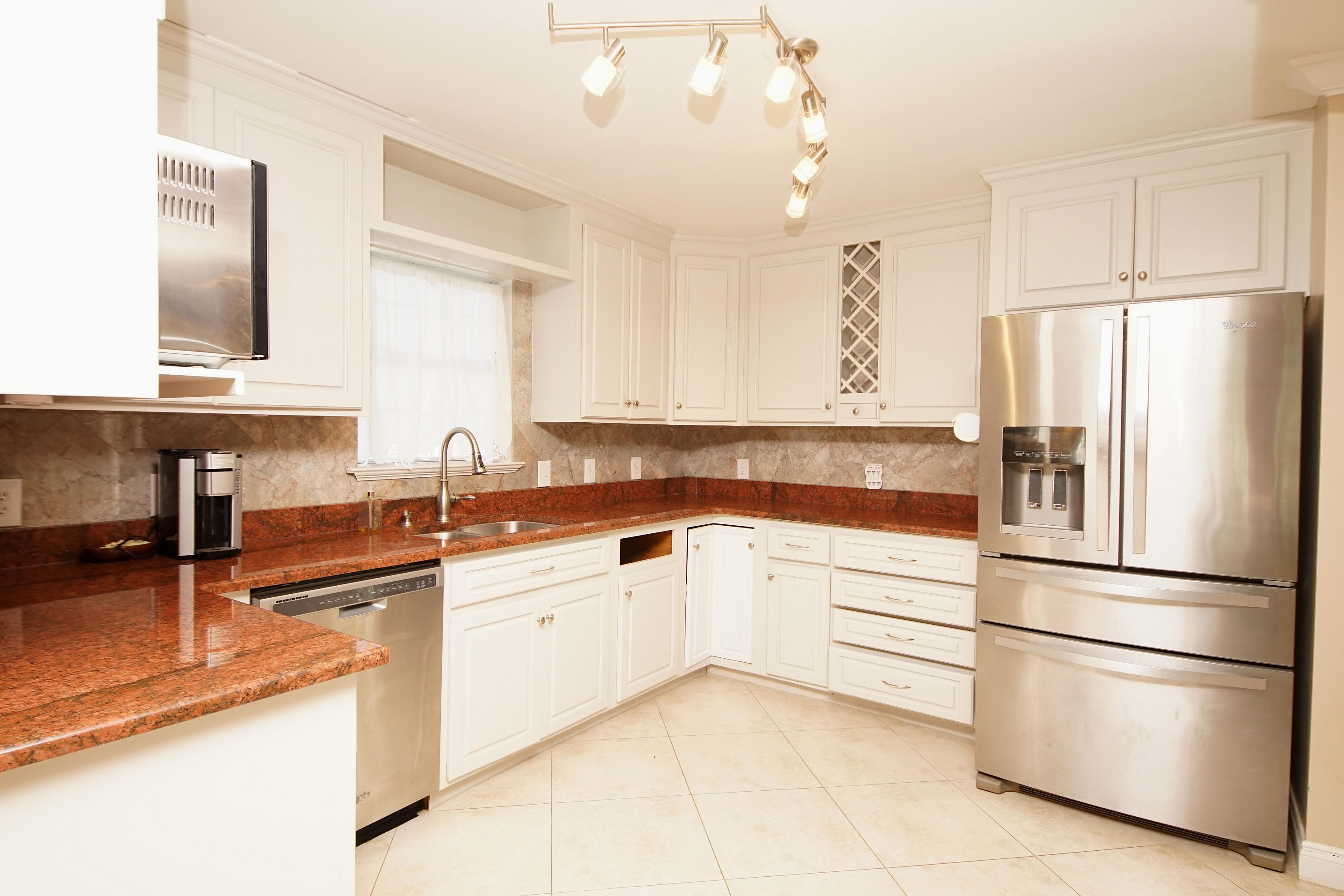 LaGrange Shores - Residential