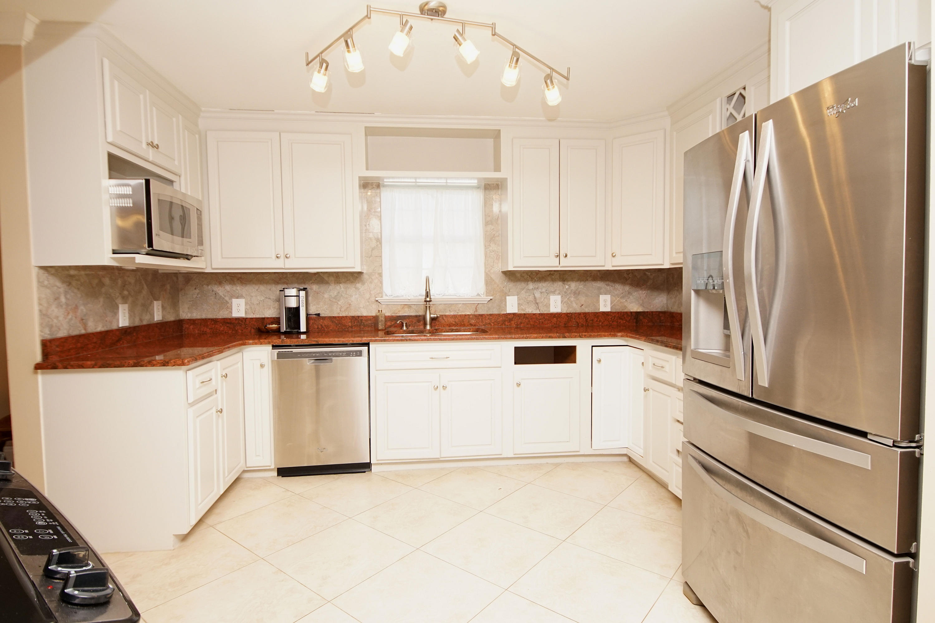 LaGrange Shores - Residential