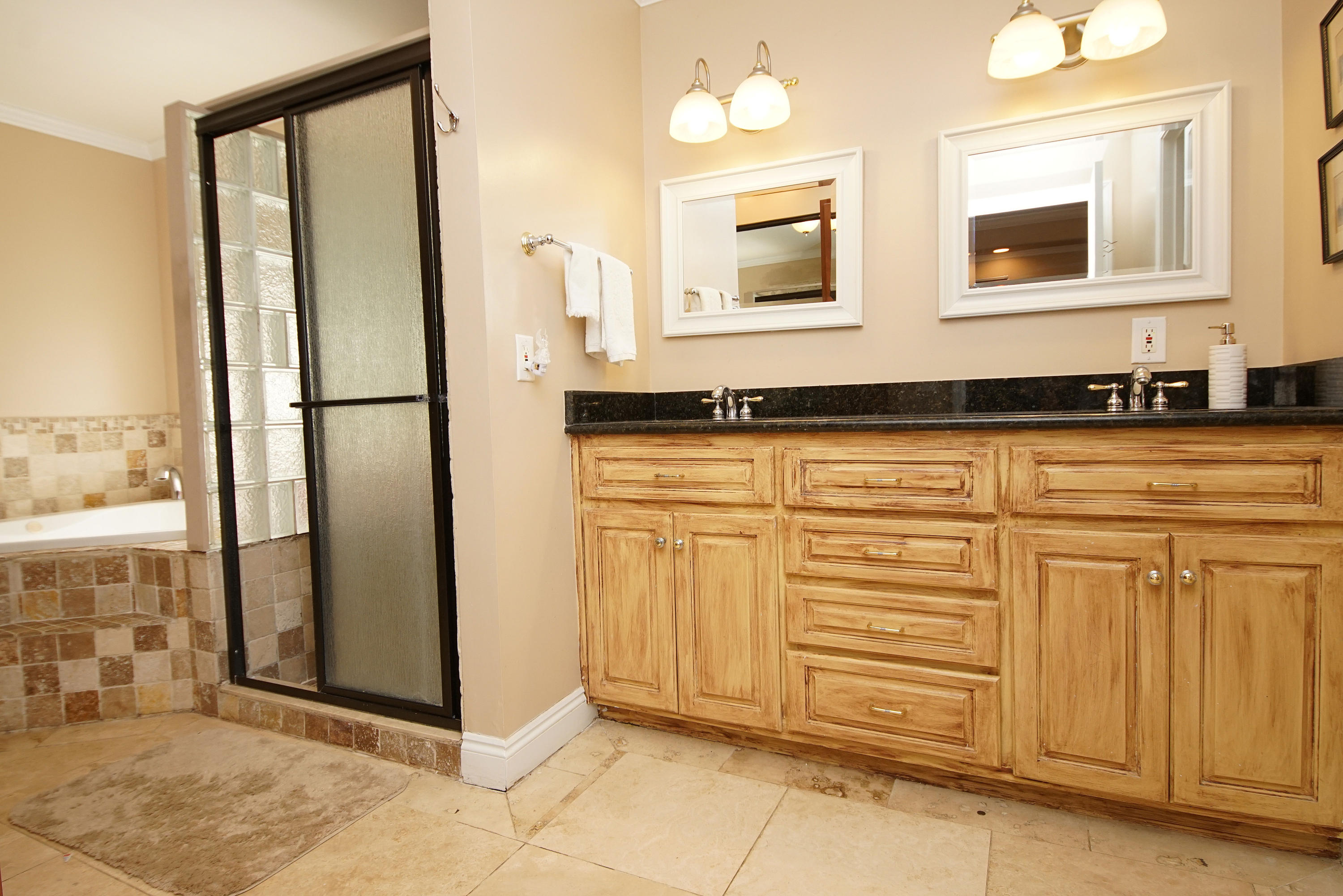 LaGrange Shores - Residential