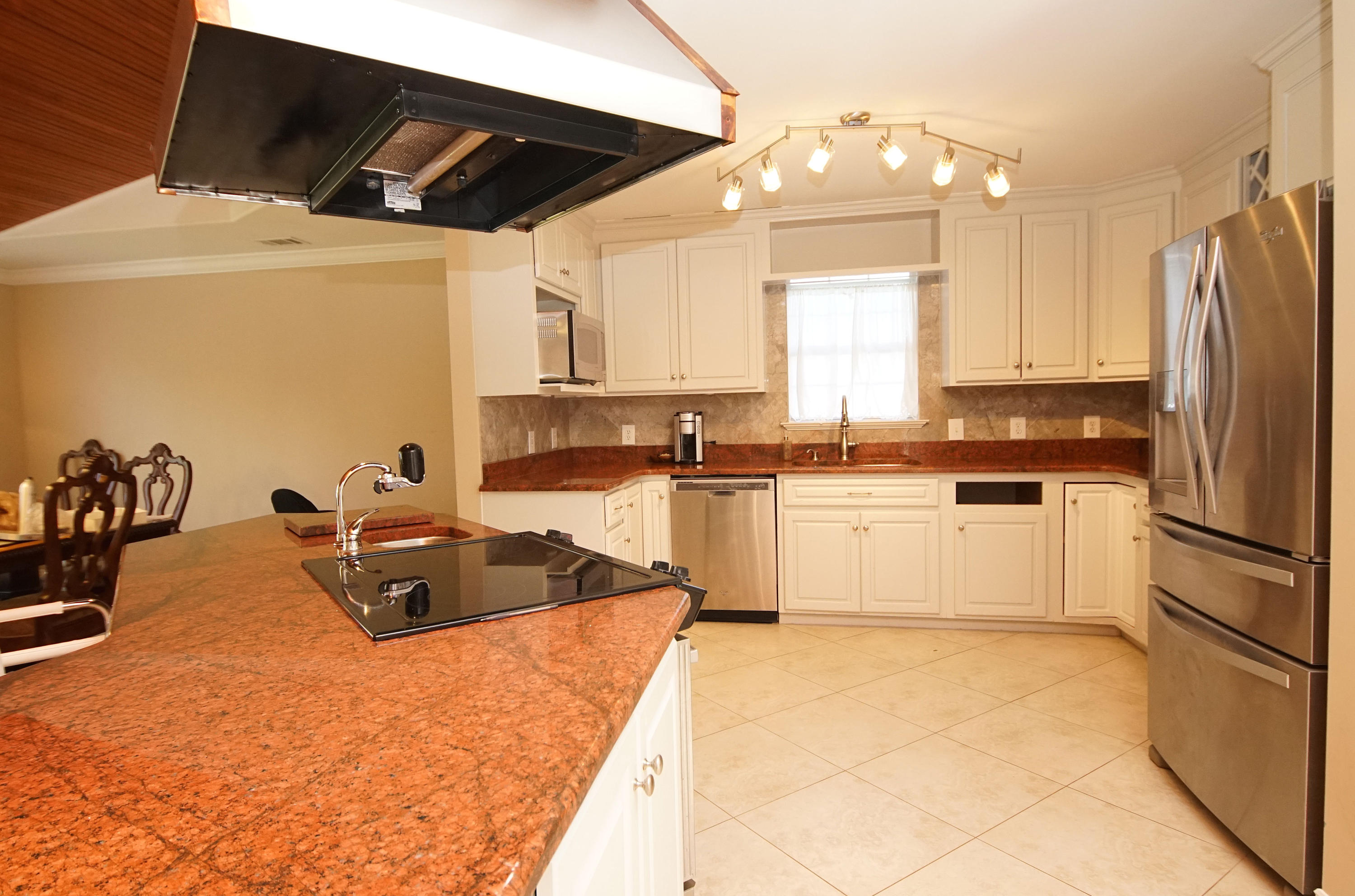 LaGrange Shores - Residential