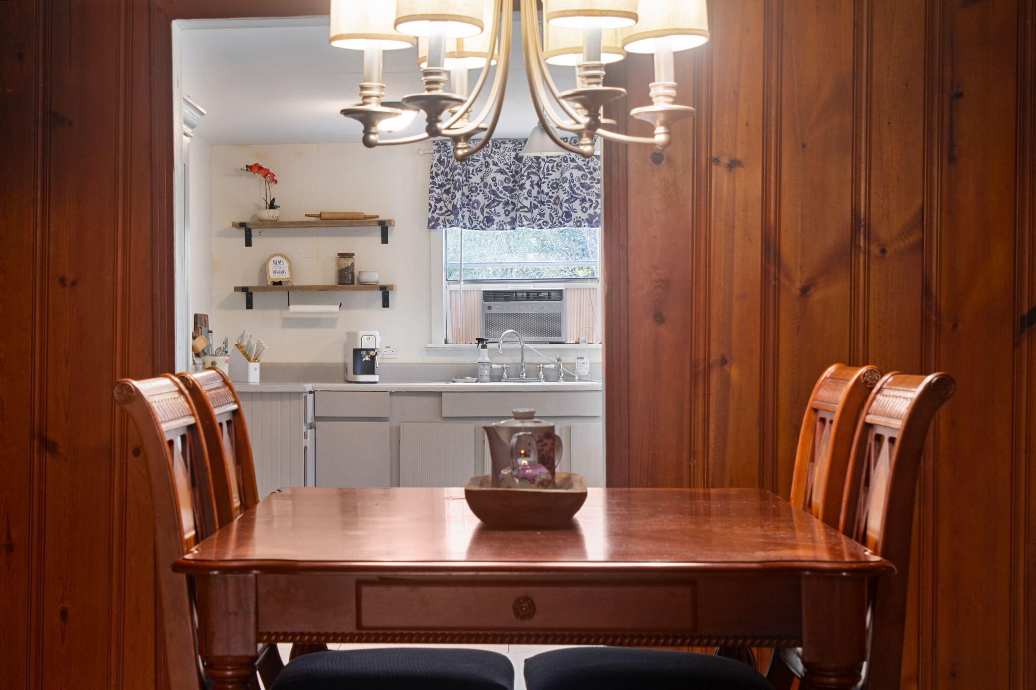 FAIRVIEW ADDN TO LAUREL HILL - Residential