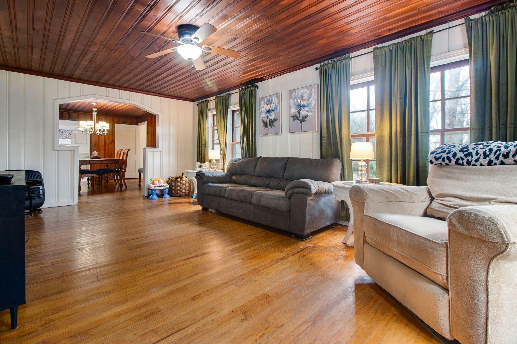 FAIRVIEW ADDN TO LAUREL HILL - Residential