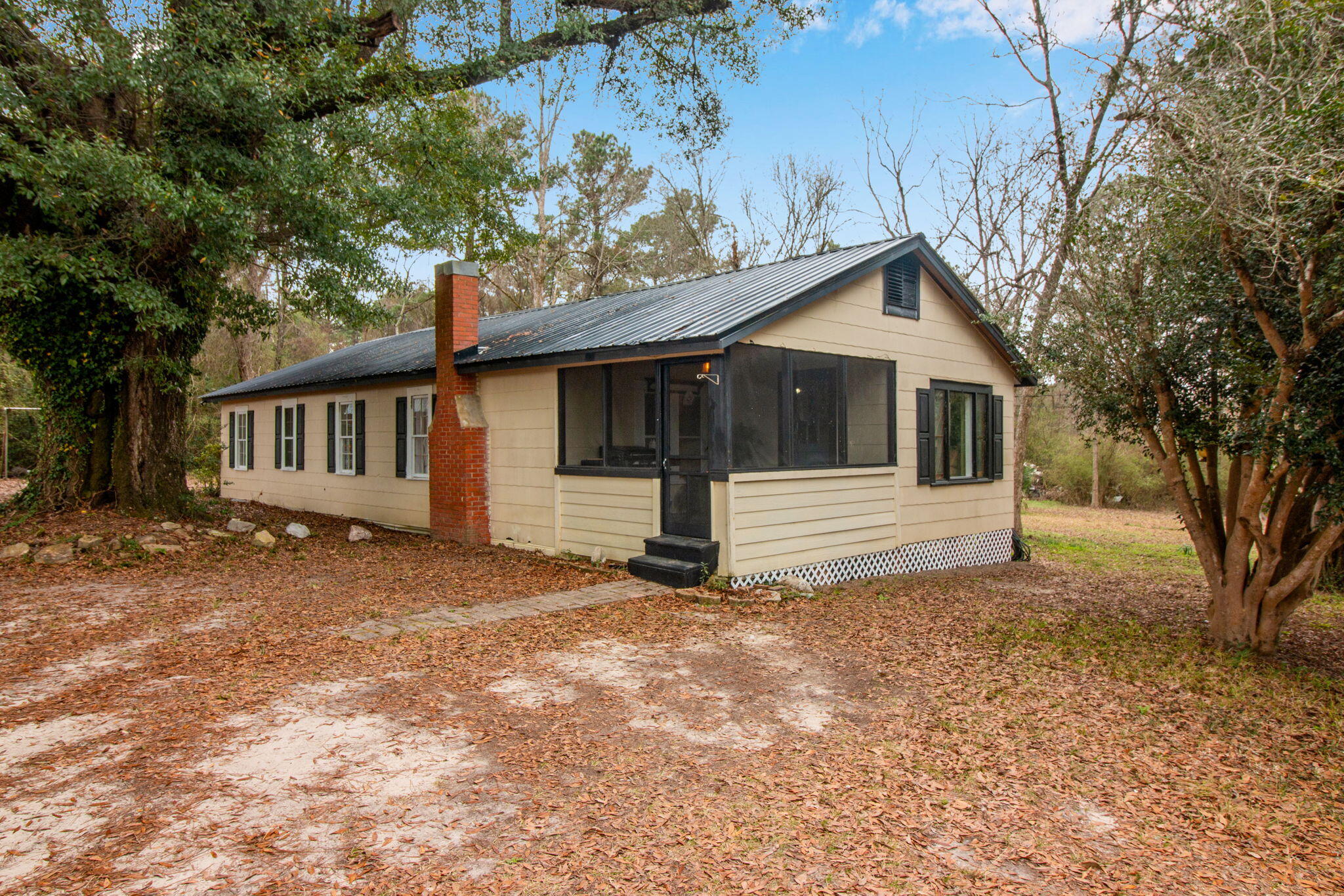 FAIRVIEW ADDN TO LAUREL HILL - Residential