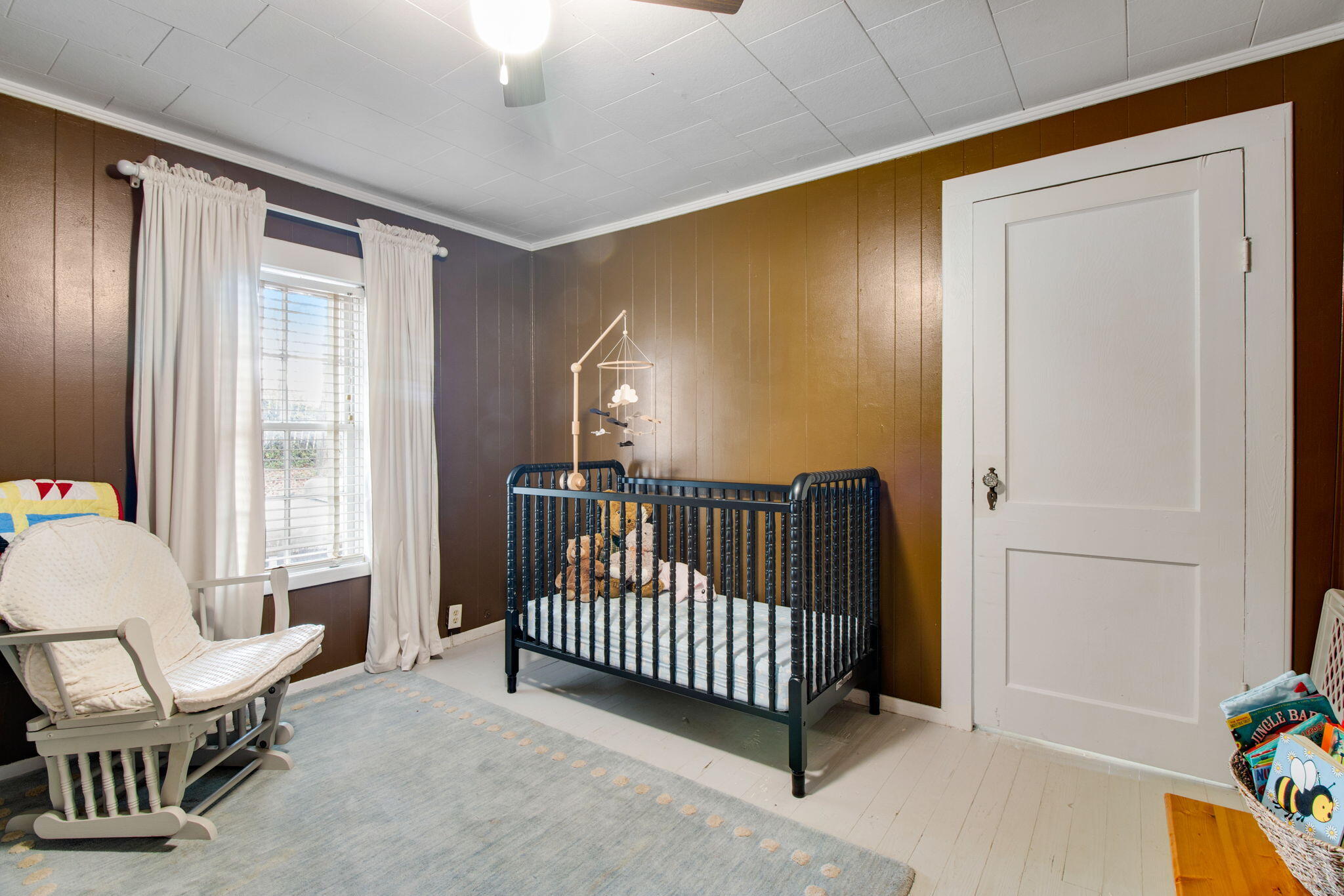 FAIRVIEW ADDN TO LAUREL HILL - Residential