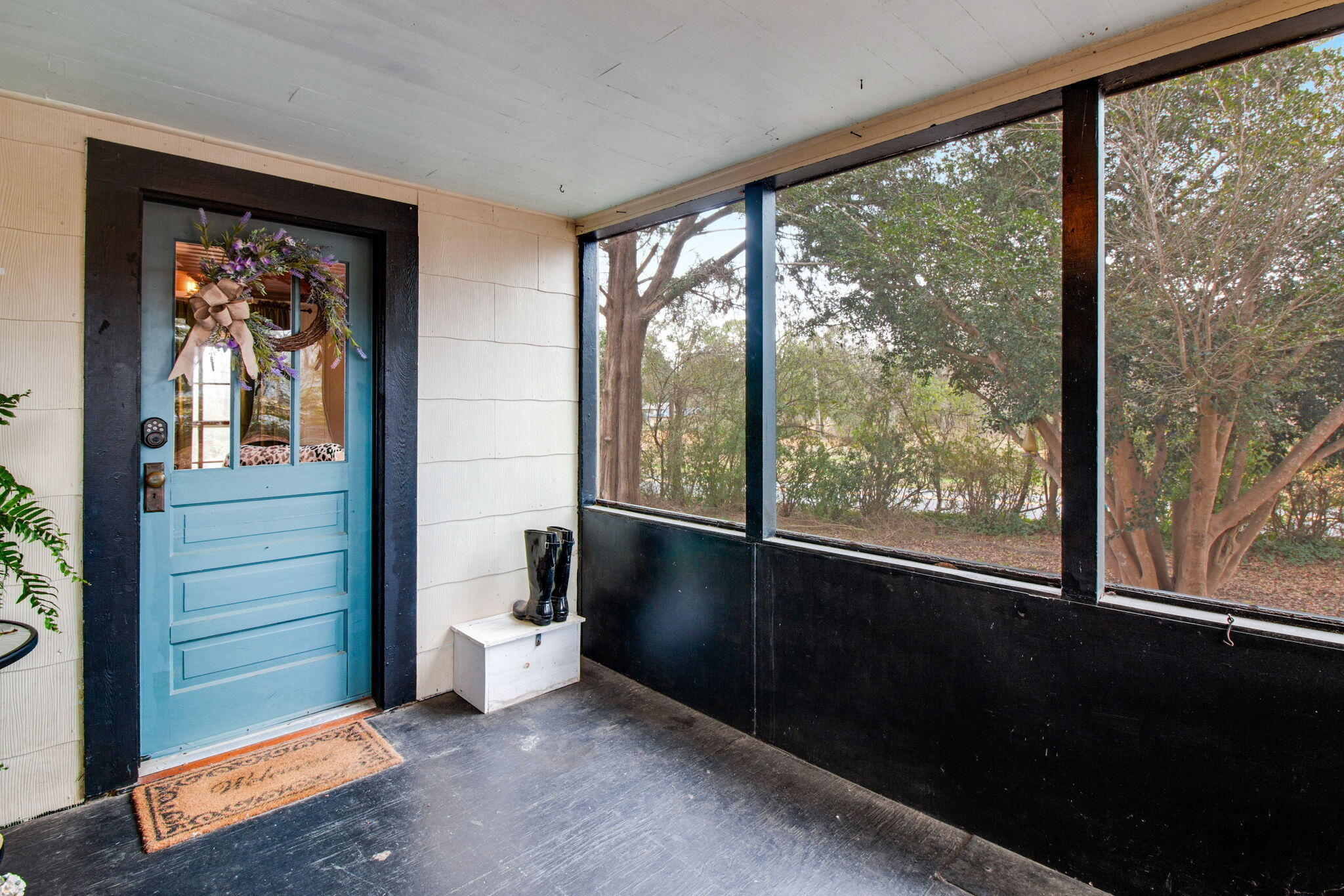 FAIRVIEW ADDN TO LAUREL HILL - Residential