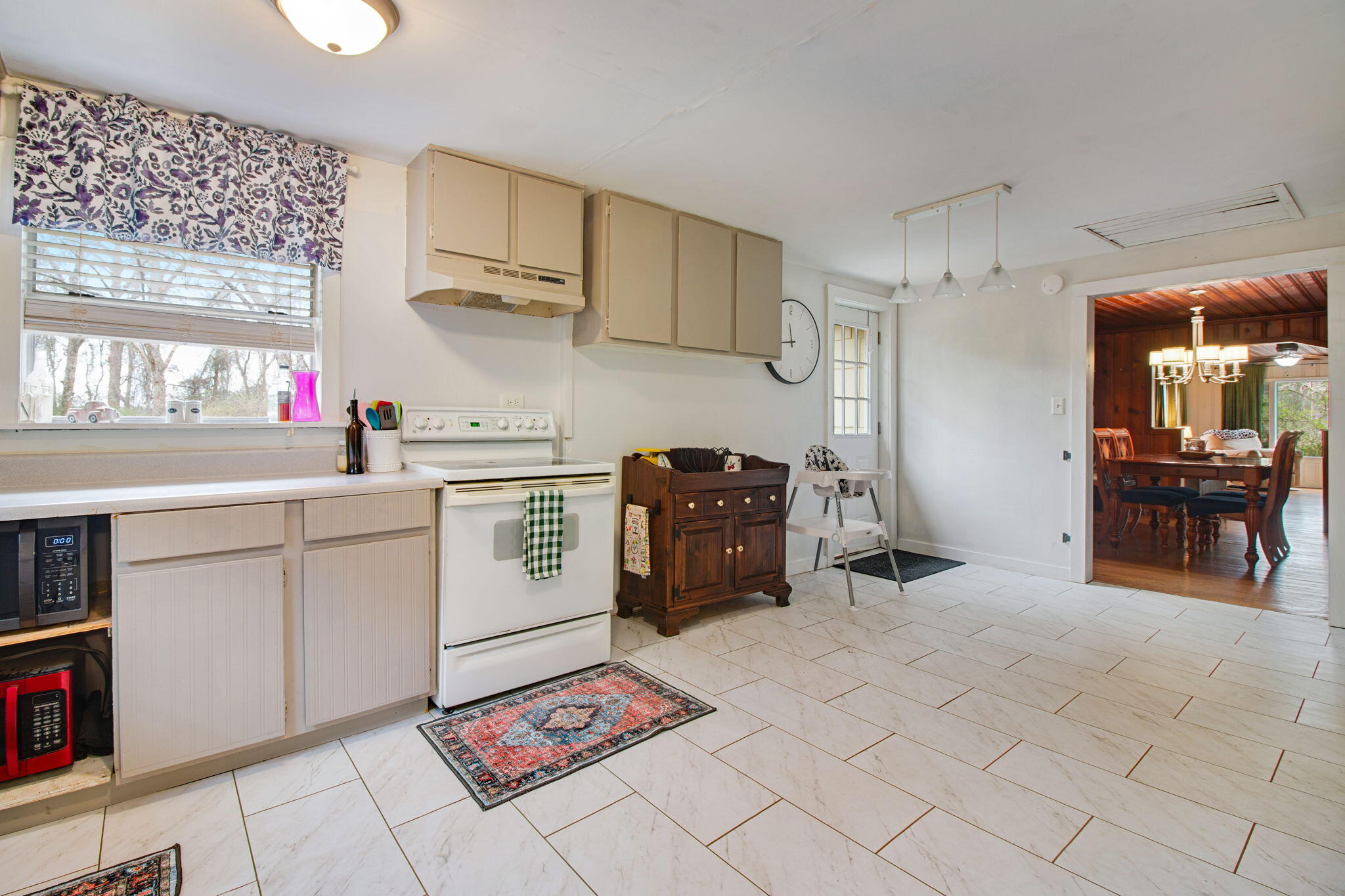 FAIRVIEW ADDN TO LAUREL HILL - Residential