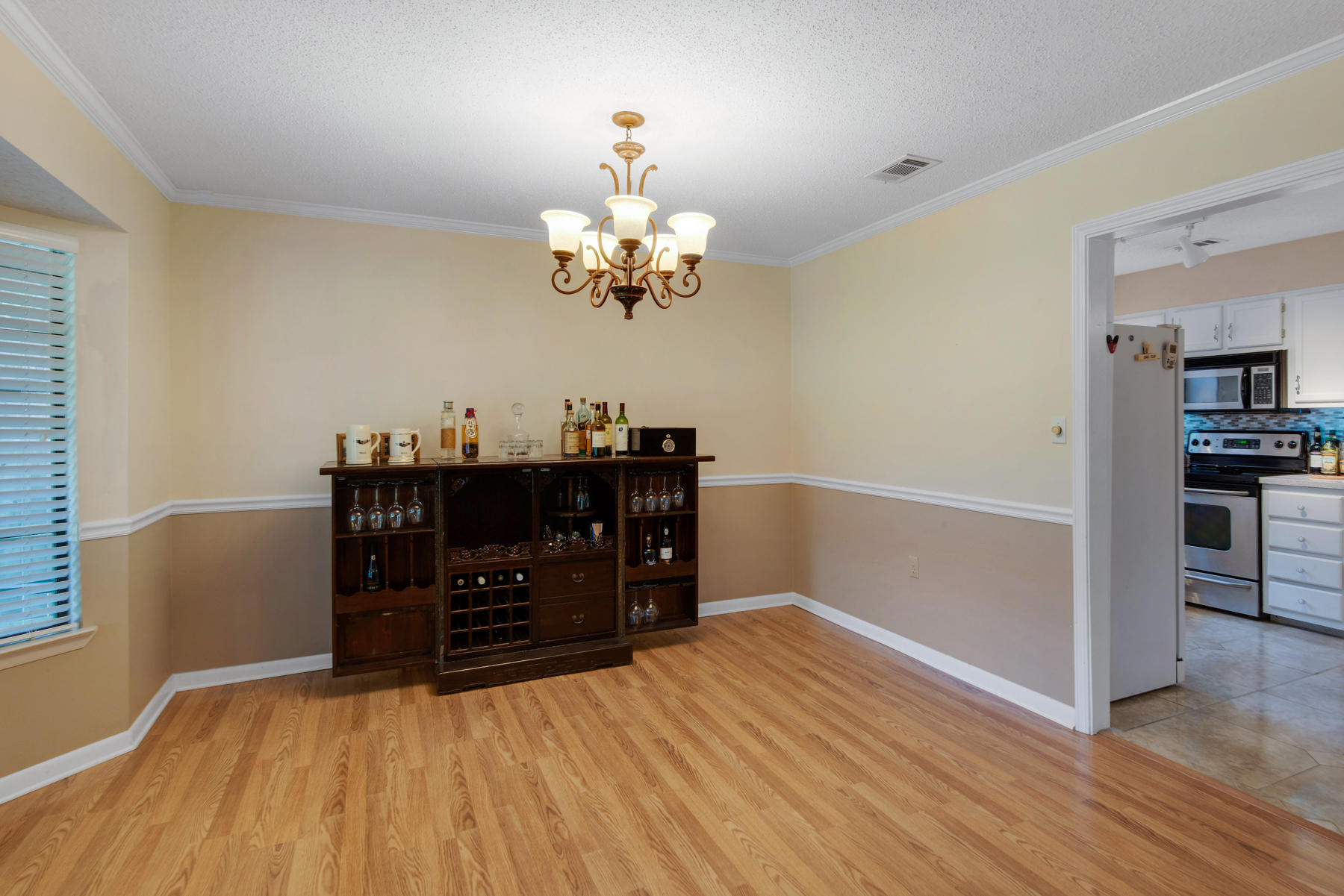 MARY ESTHER MANOR 1ST ADDN - Residential