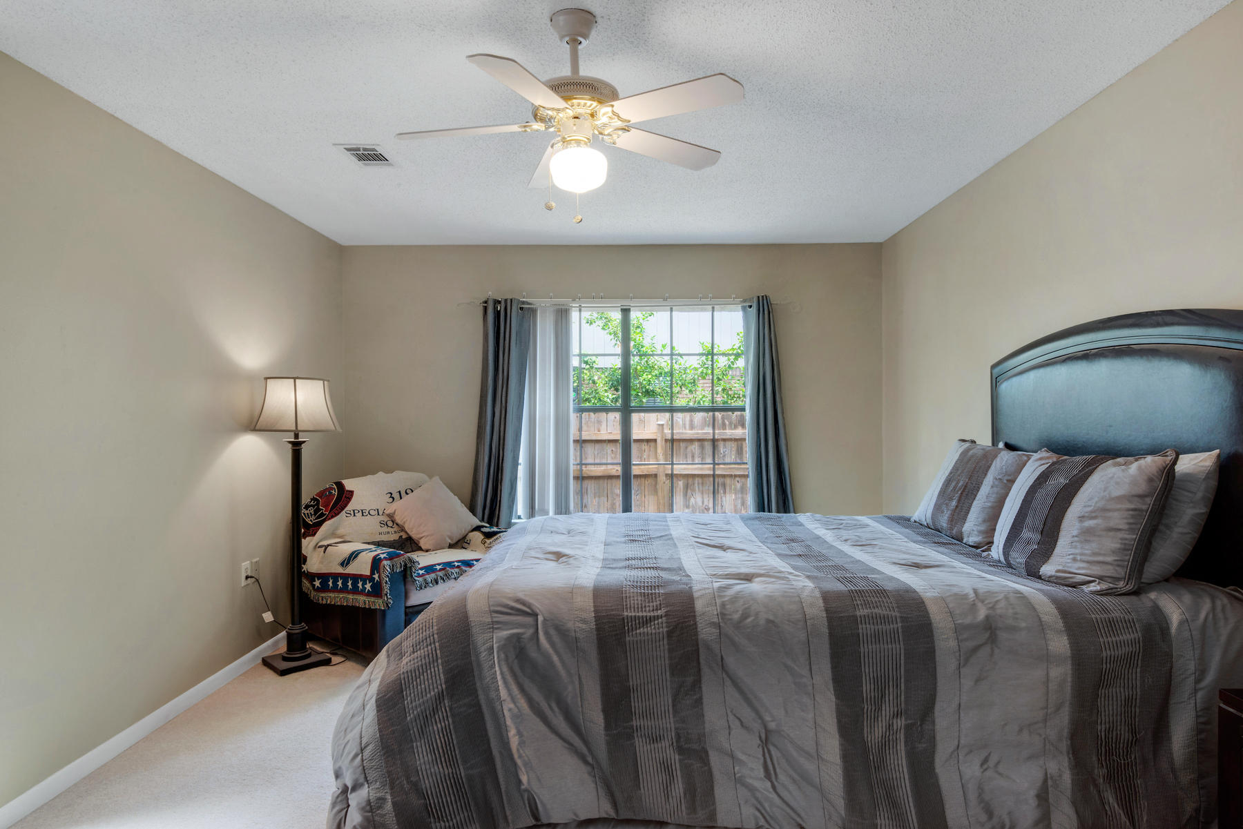 MARY ESTHER MANOR 1ST ADDN - Residential