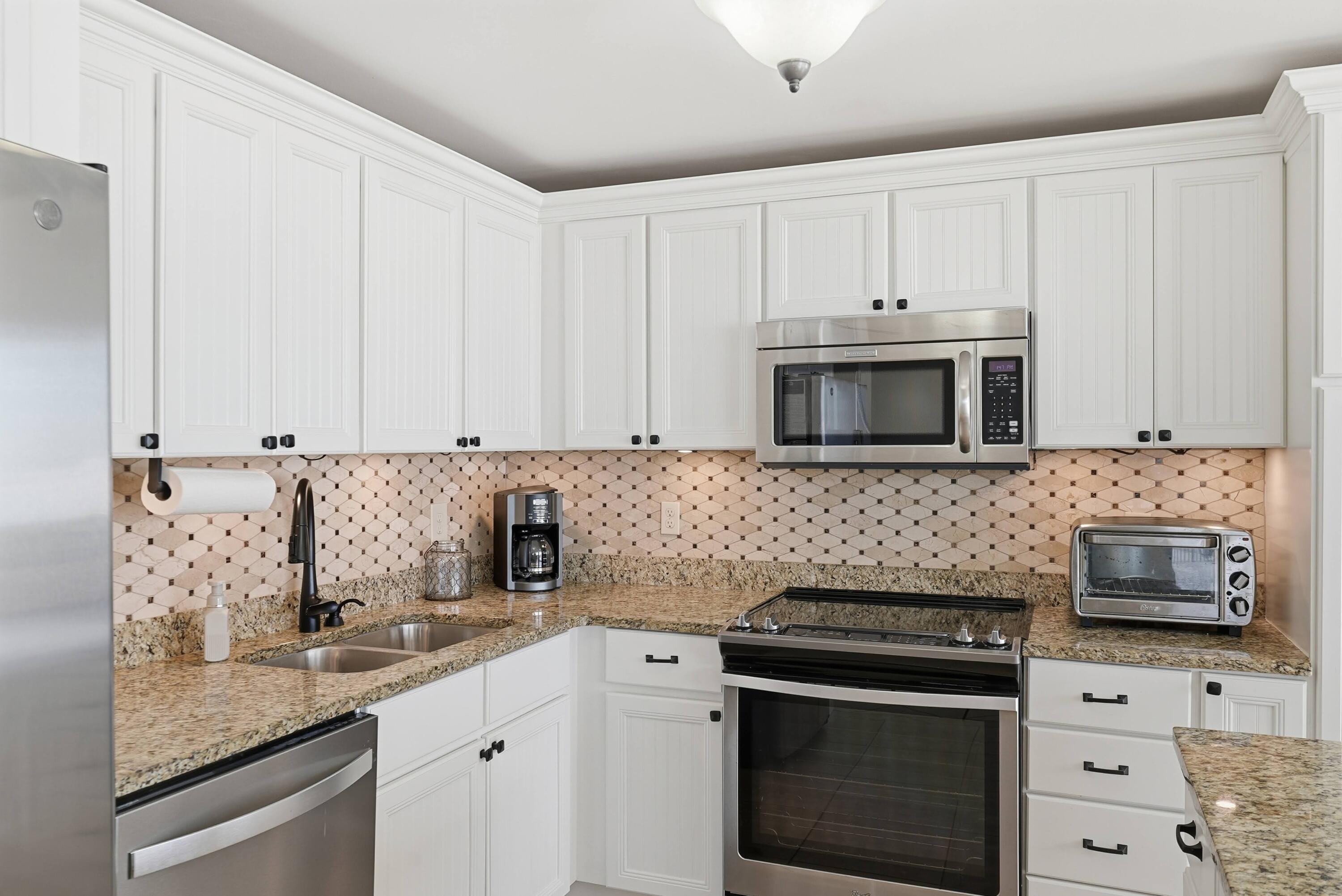 EDGEWATER - Residential