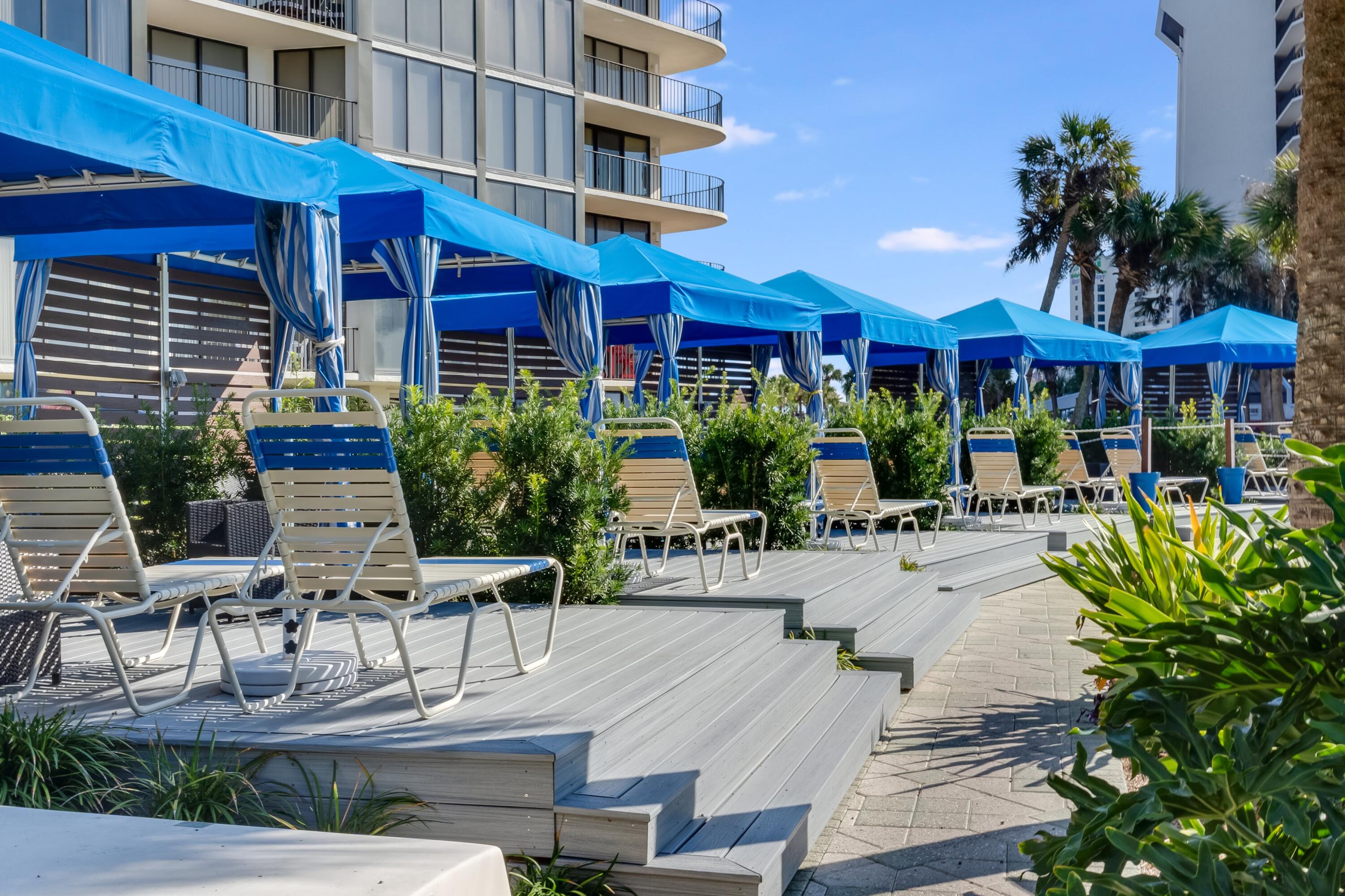 EDGEWATER - Residential