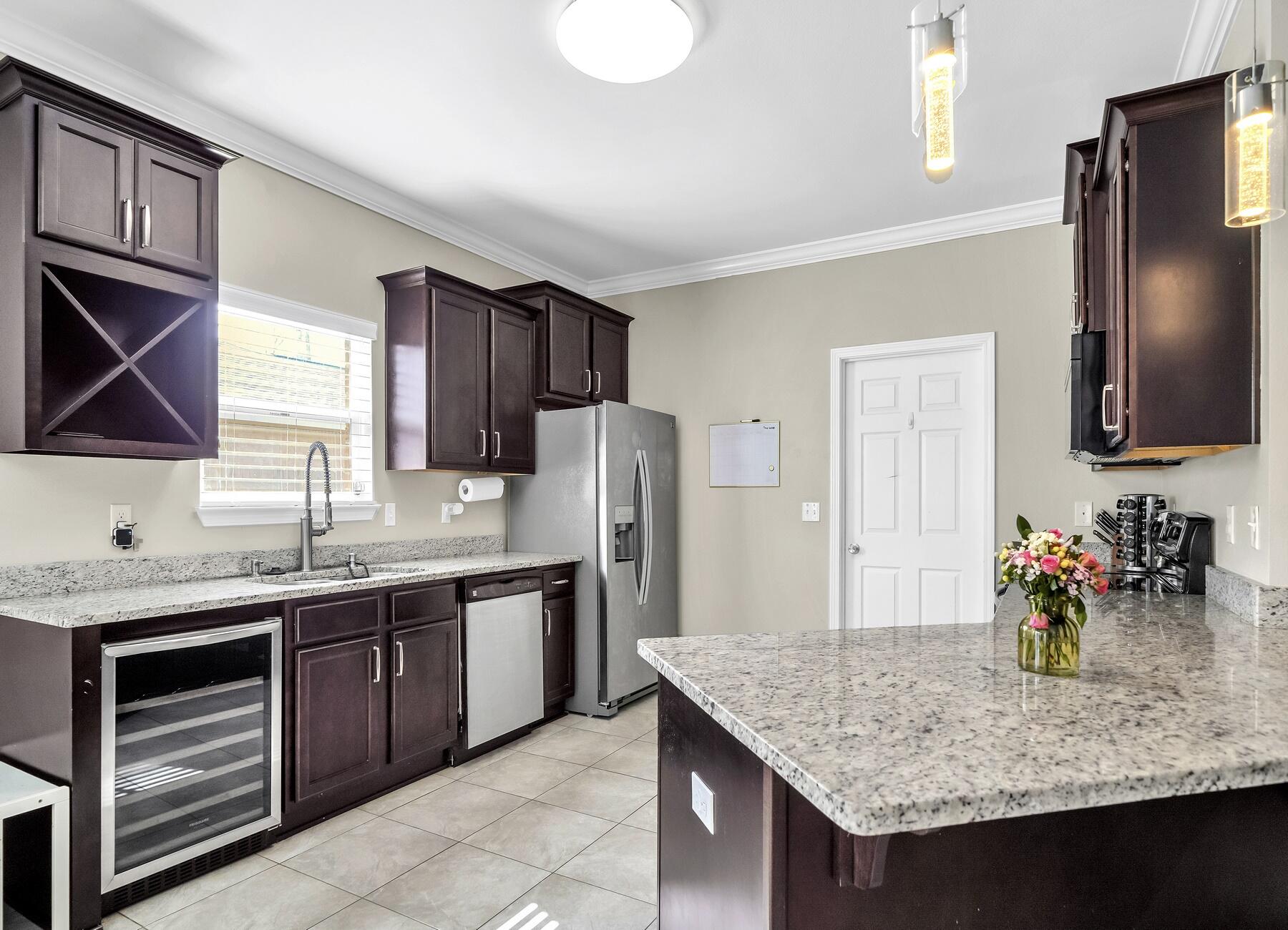 NO RECORDED SUBDIVISION - Residential Lease