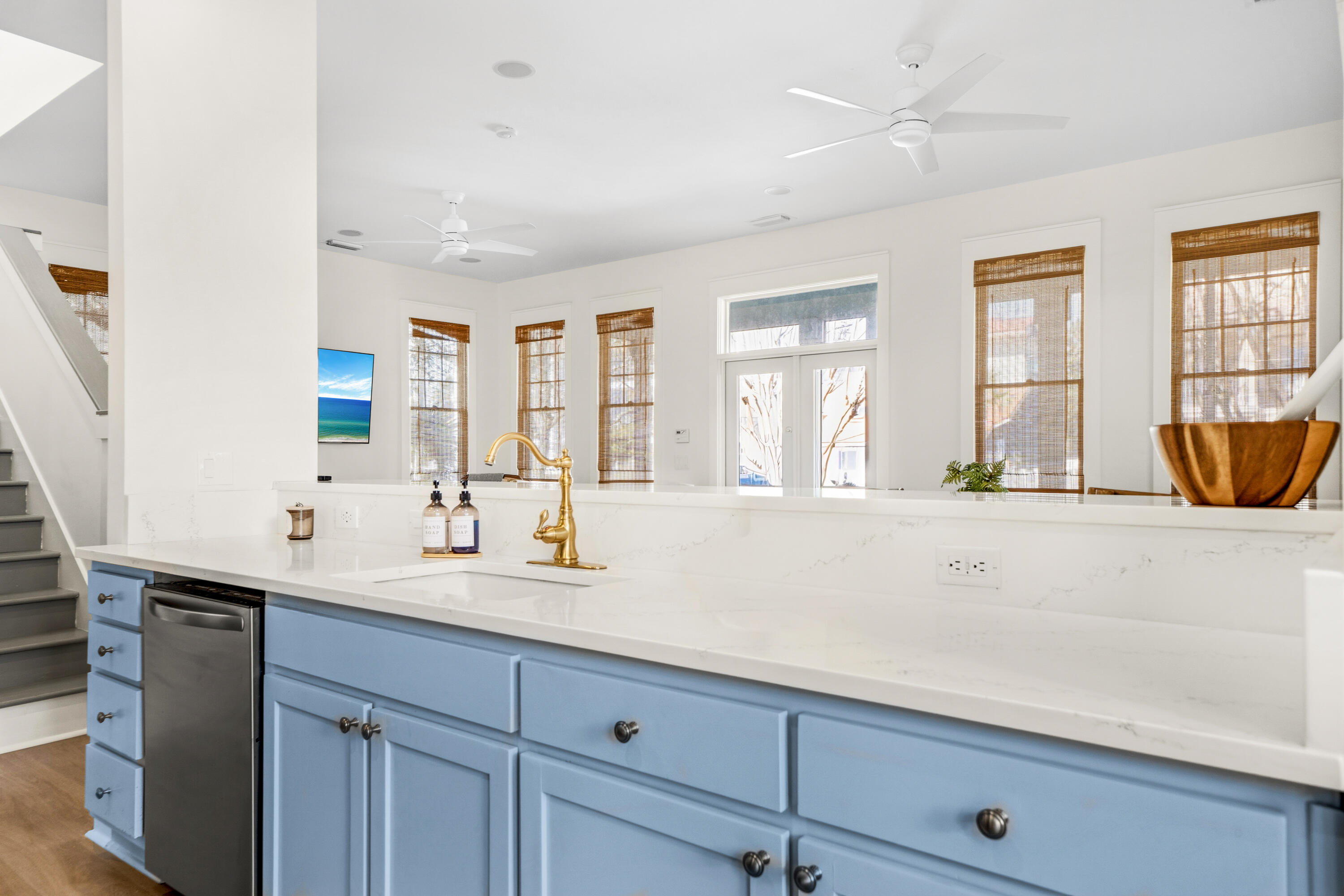 FRANGISTA BEACH 1ST ADDN - Residential