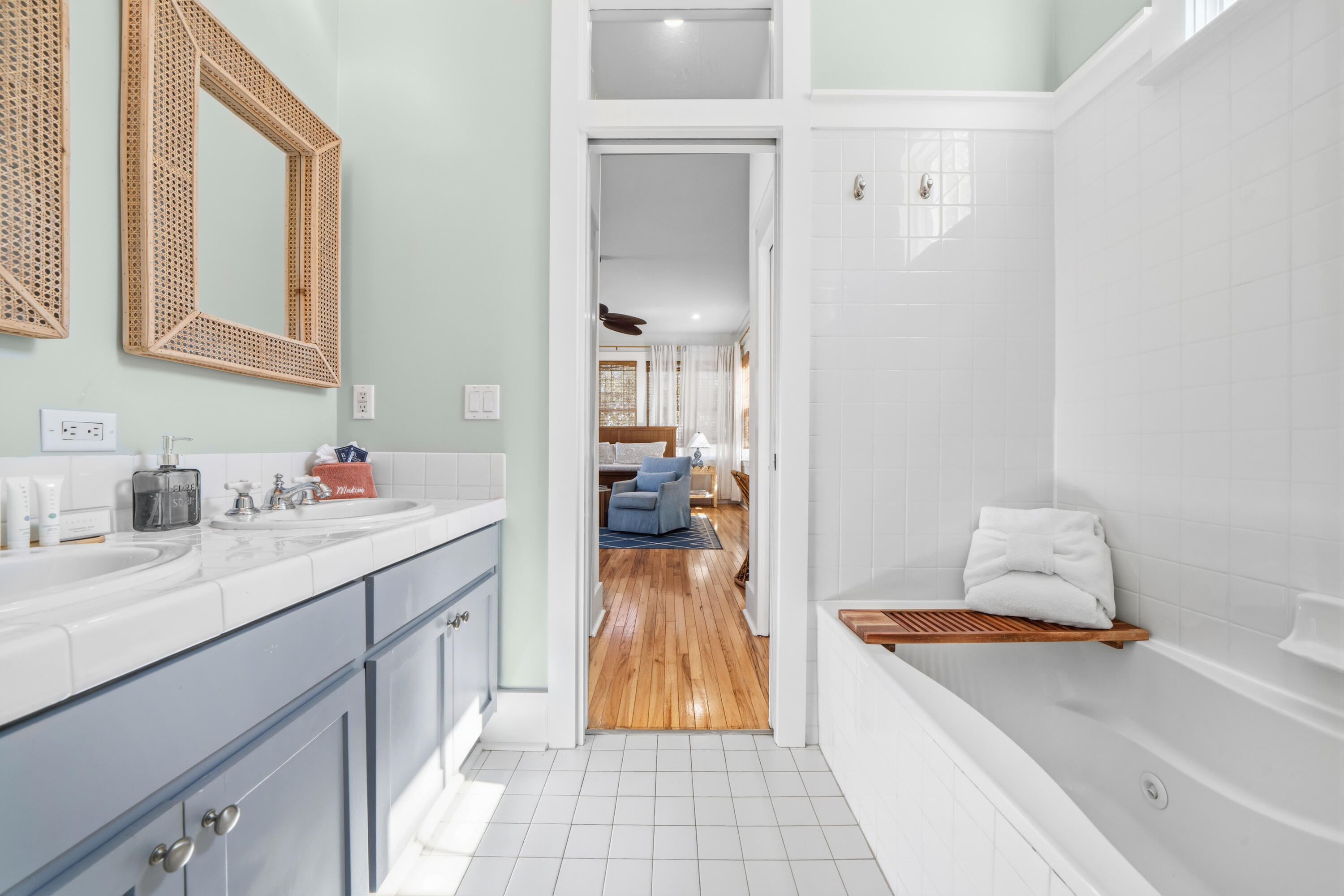 FRANGISTA BEACH 1ST ADDN - Residential