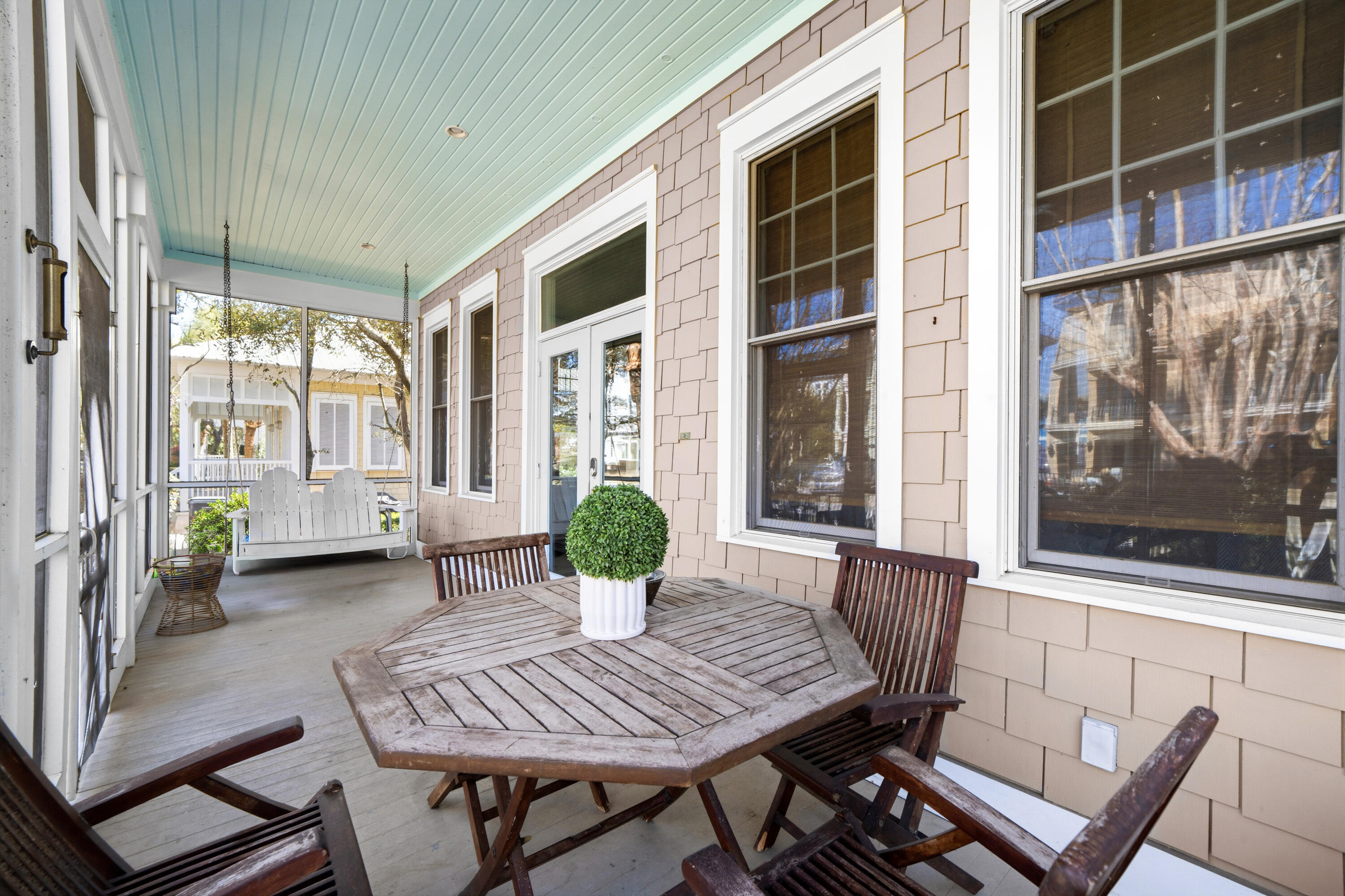 FRANGISTA BEACH 1ST ADDN - Residential