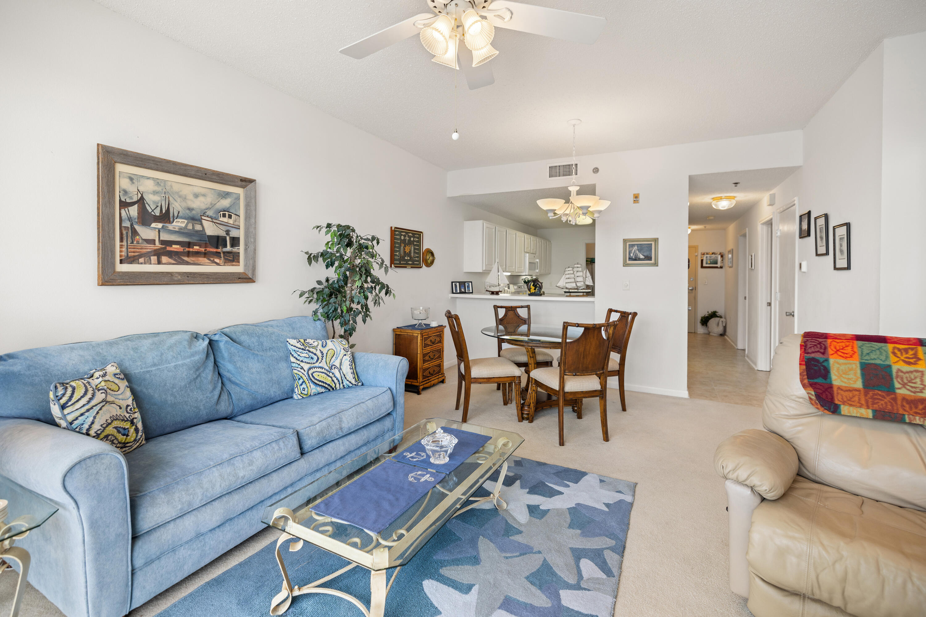 PALM COURT YACHT CLUB - Residential