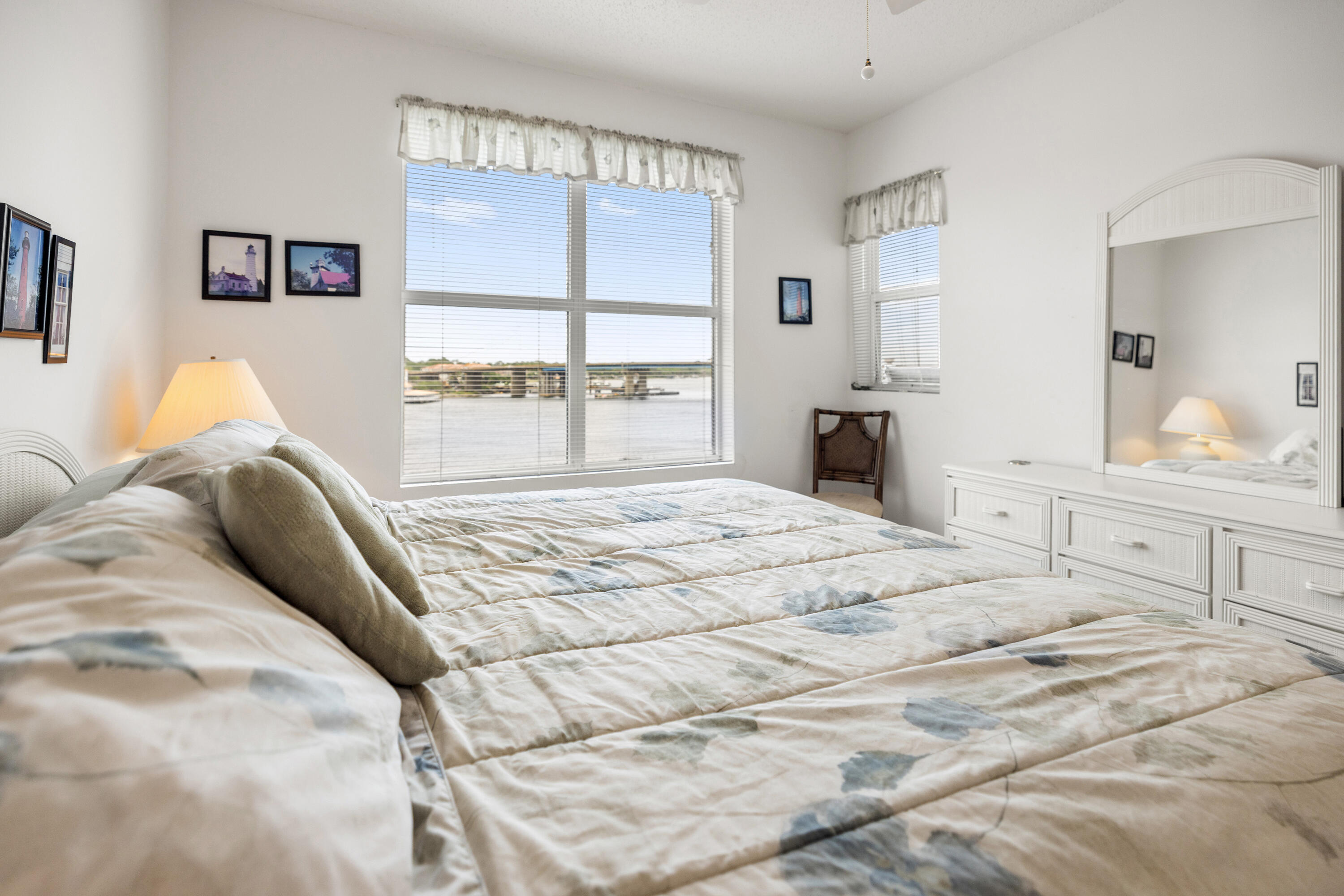 PALM COURT YACHT CLUB - Residential