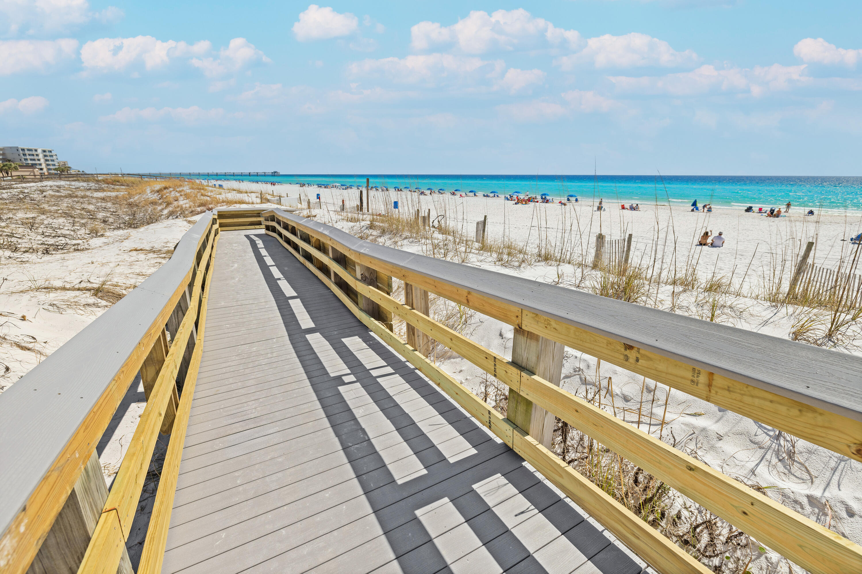 PALM COURT YACHT CLUB - Residential