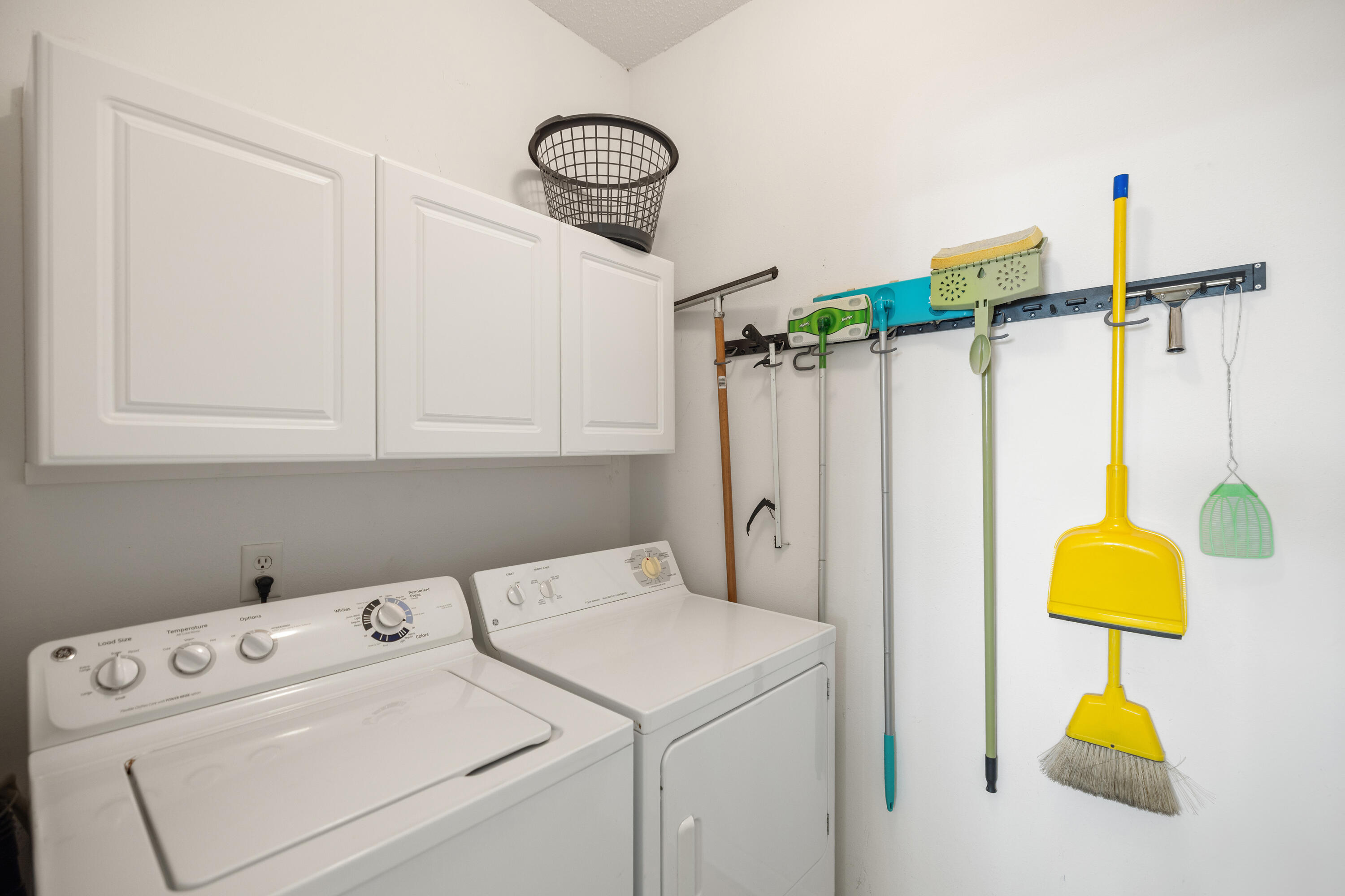 PALM COURT YACHT CLUB - Residential