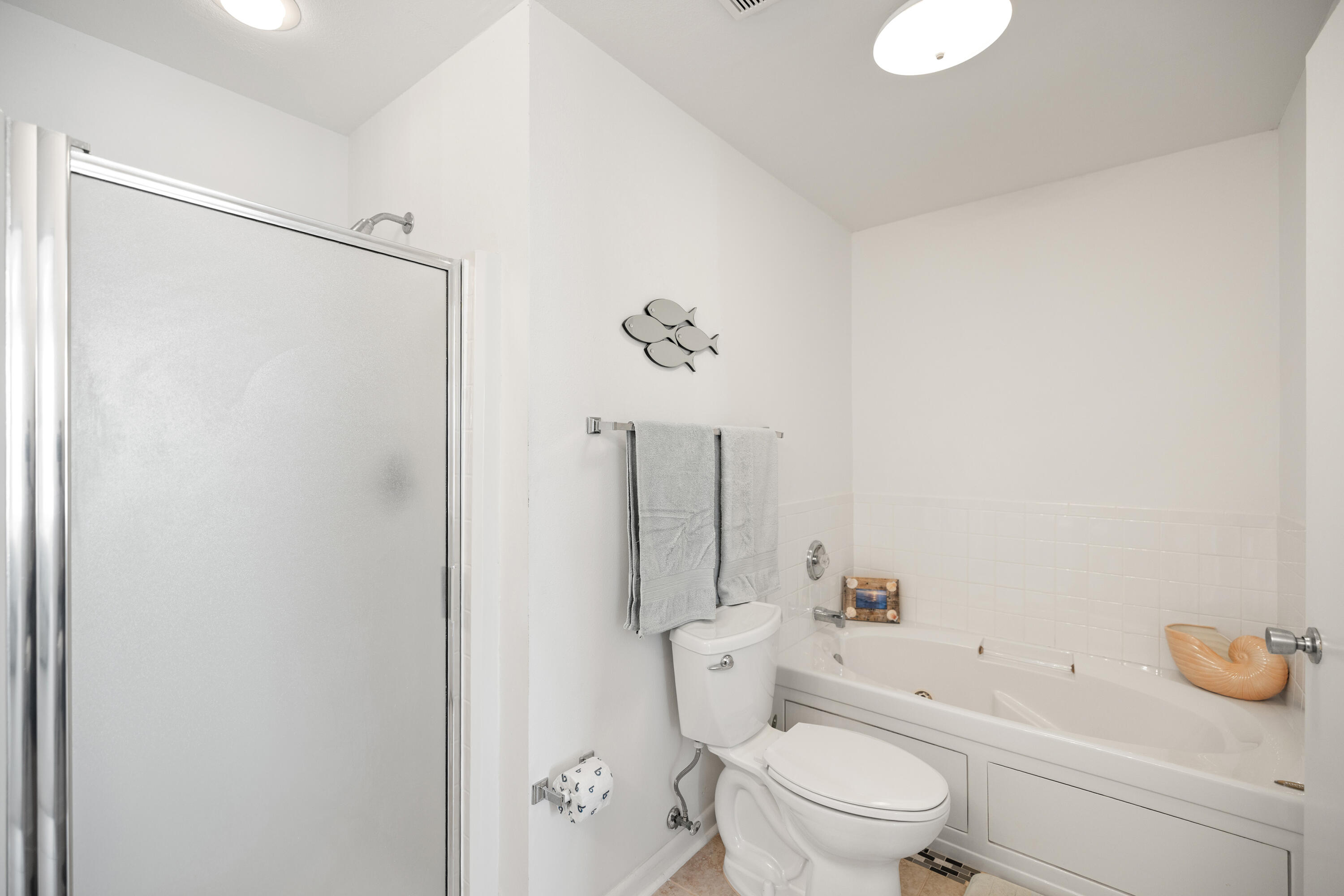 PALM COURT YACHT CLUB - Residential