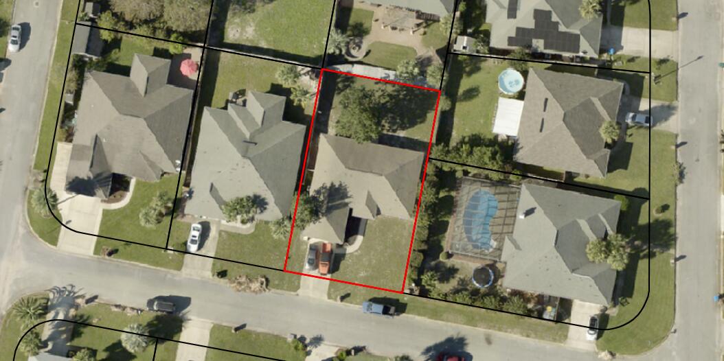 CREETWOODS - Residential