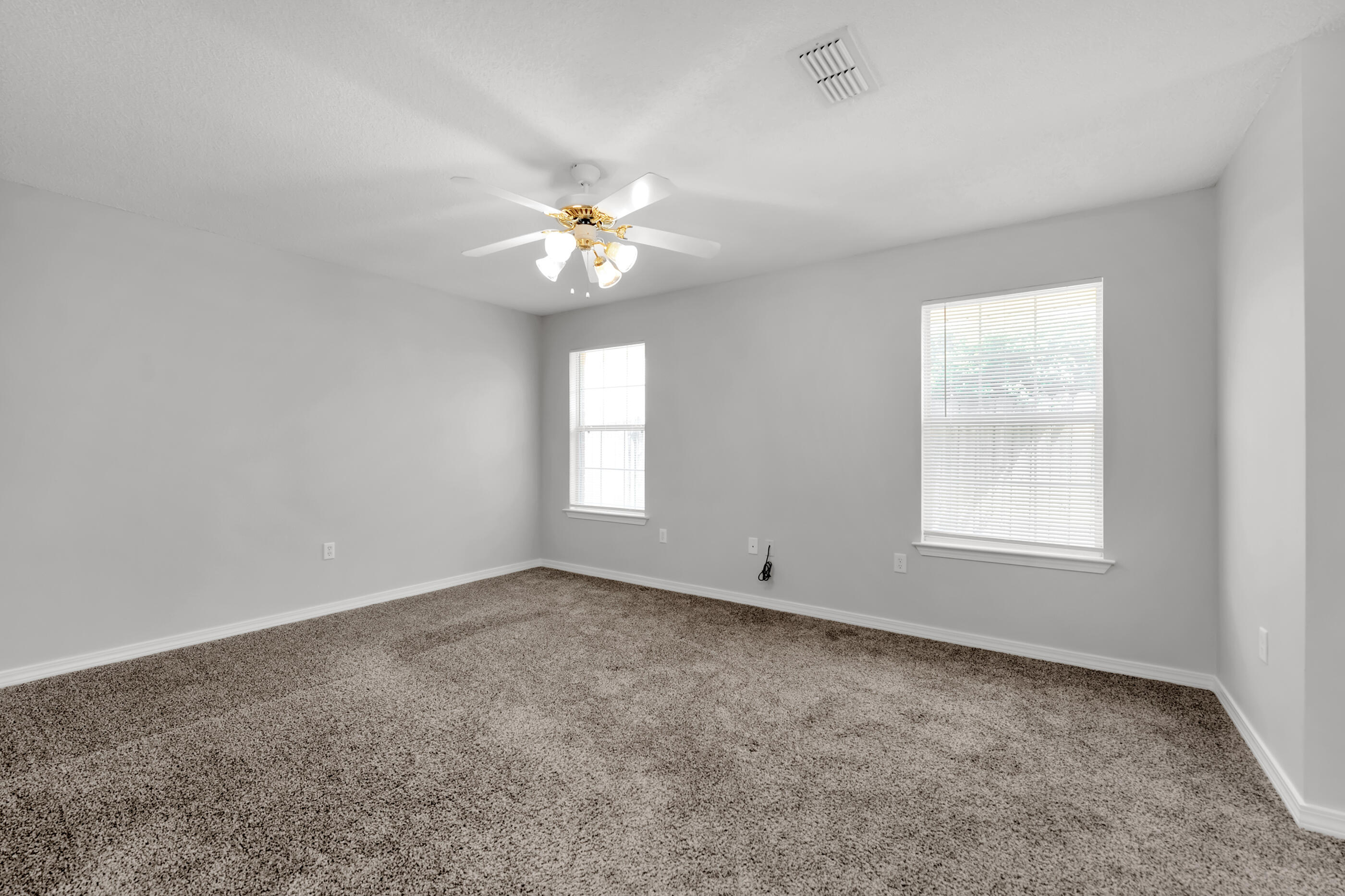 CREETWOODS - Residential