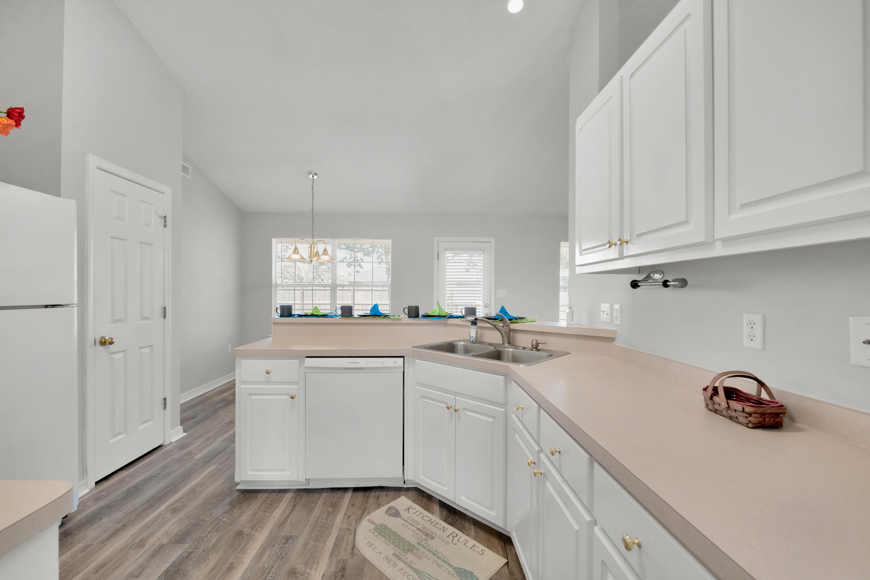 CREETWOODS - Residential