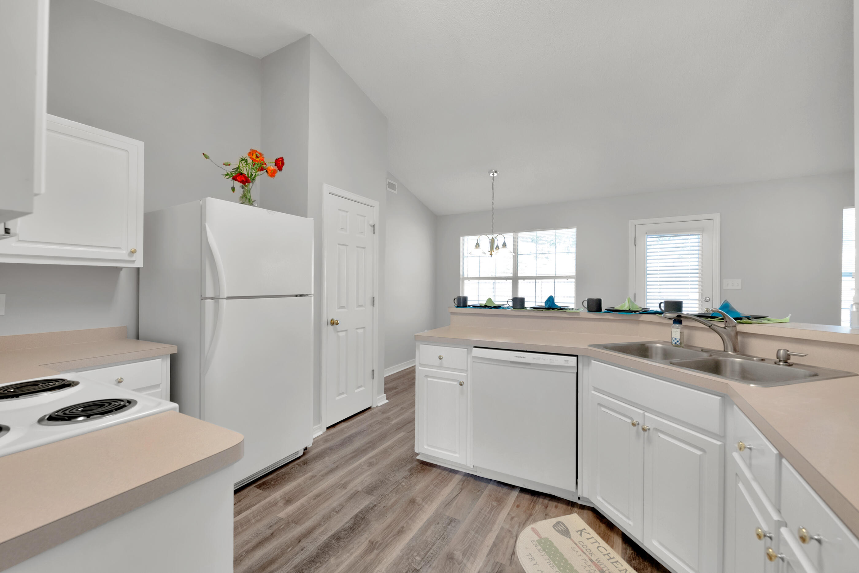 CREETWOODS - Residential