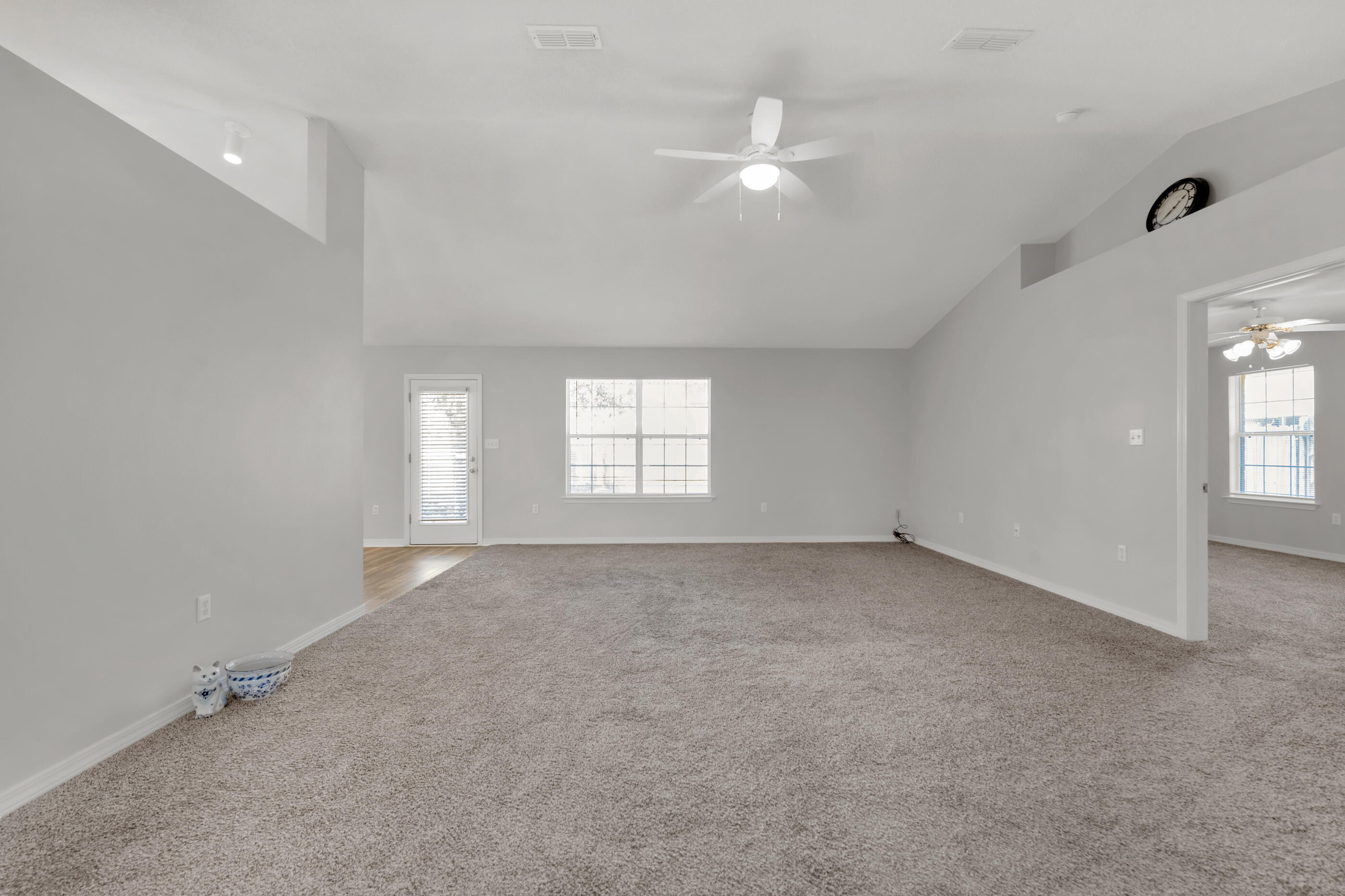 CREETWOODS - Residential