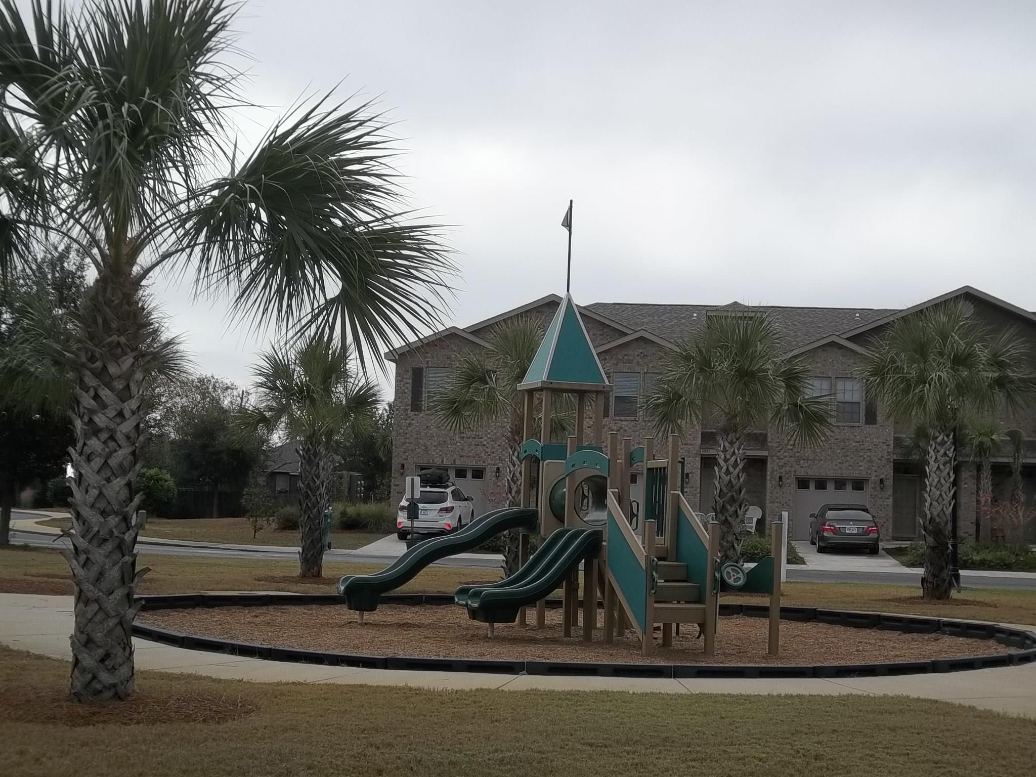 RESERVE POINTE - Residential