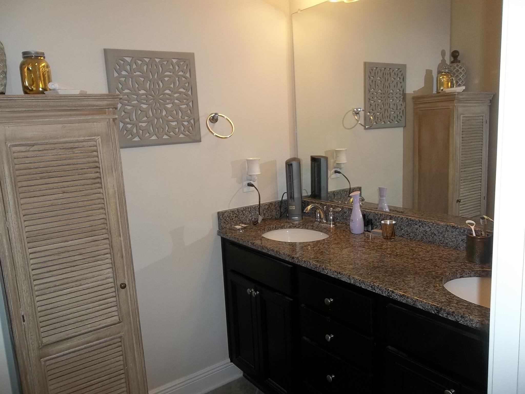 RESERVE POINTE - Residential