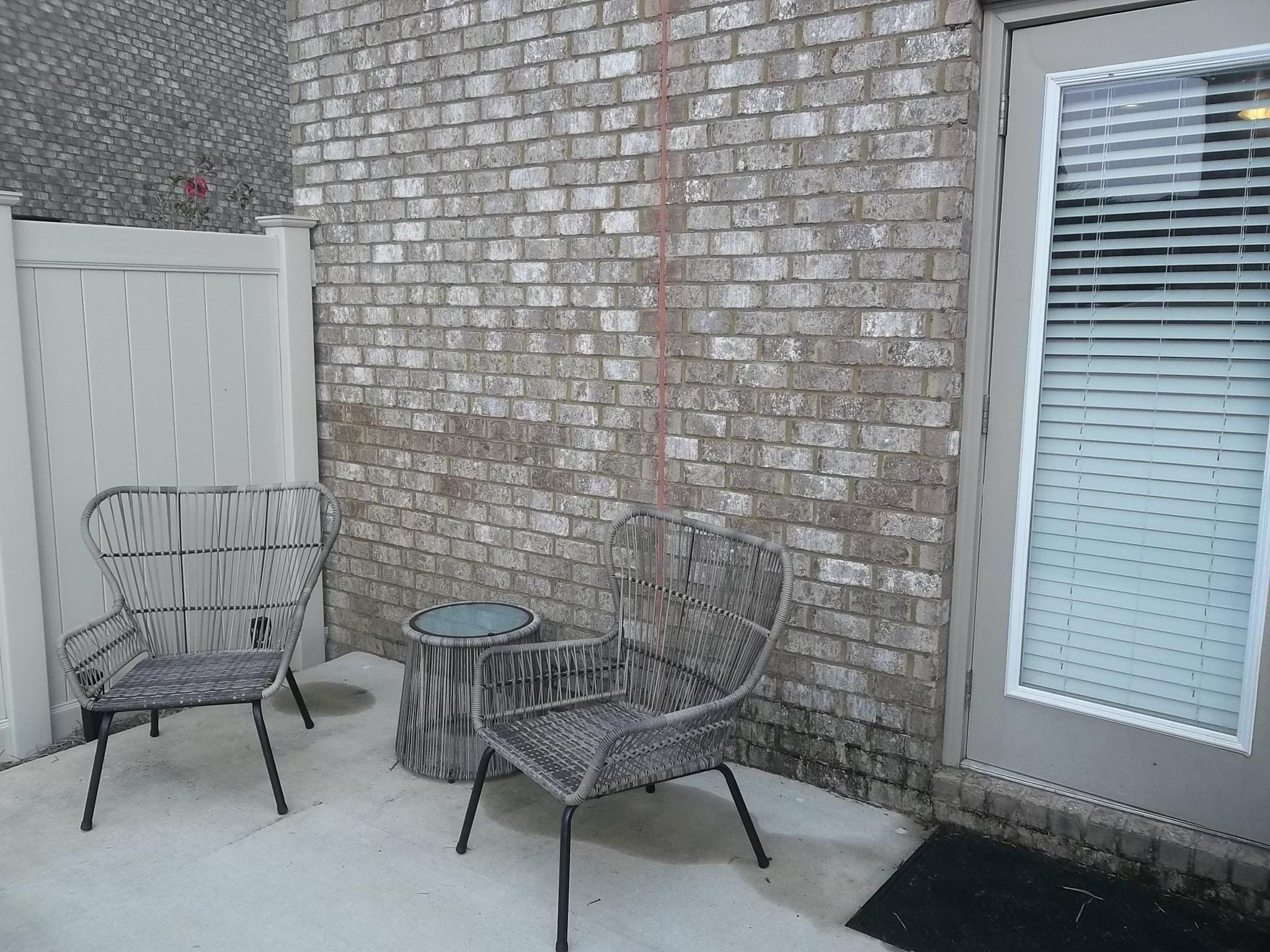 RESERVE POINTE - Residential