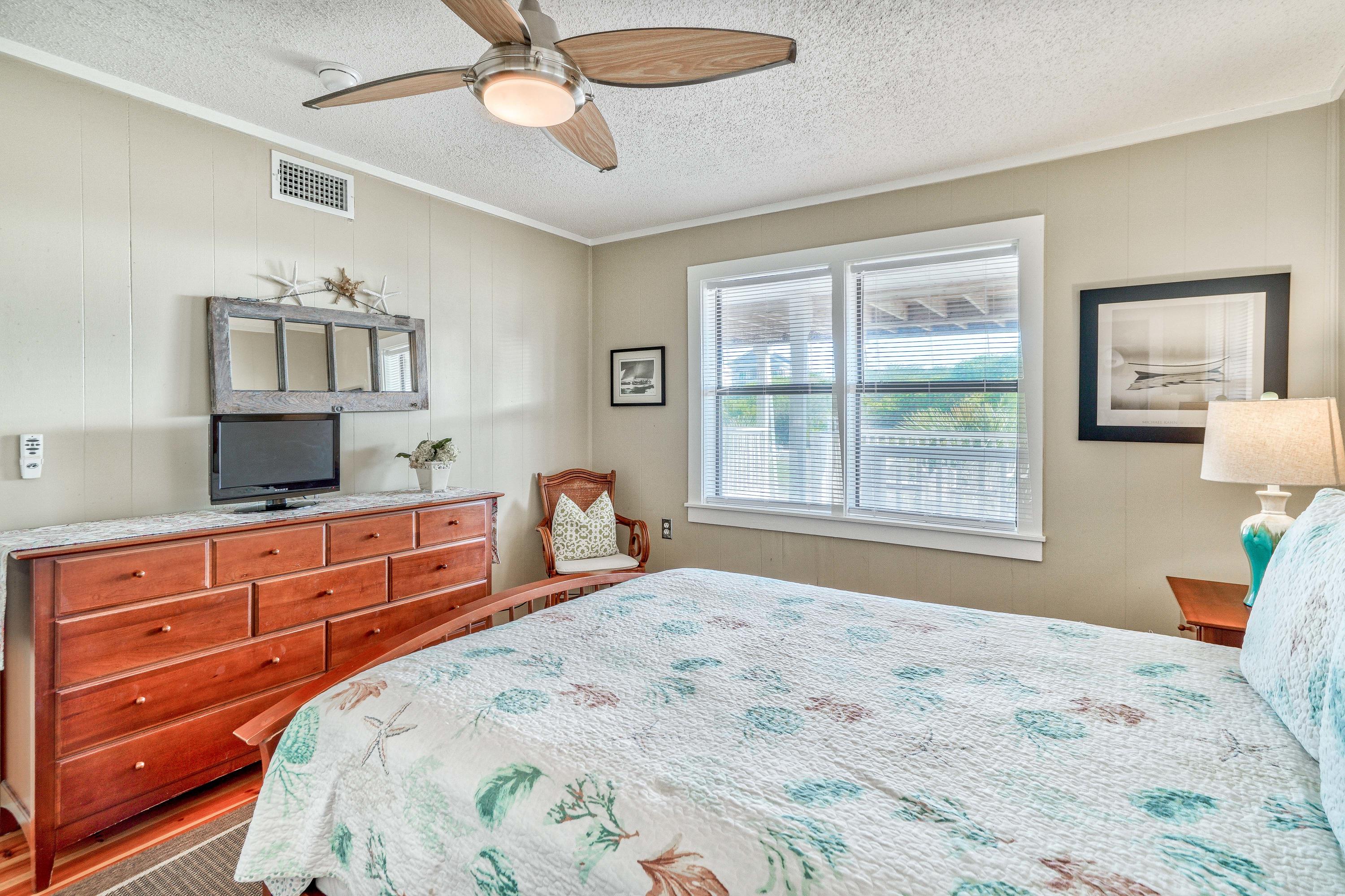 GULF LAKE BEACHES ESTATES - Residential