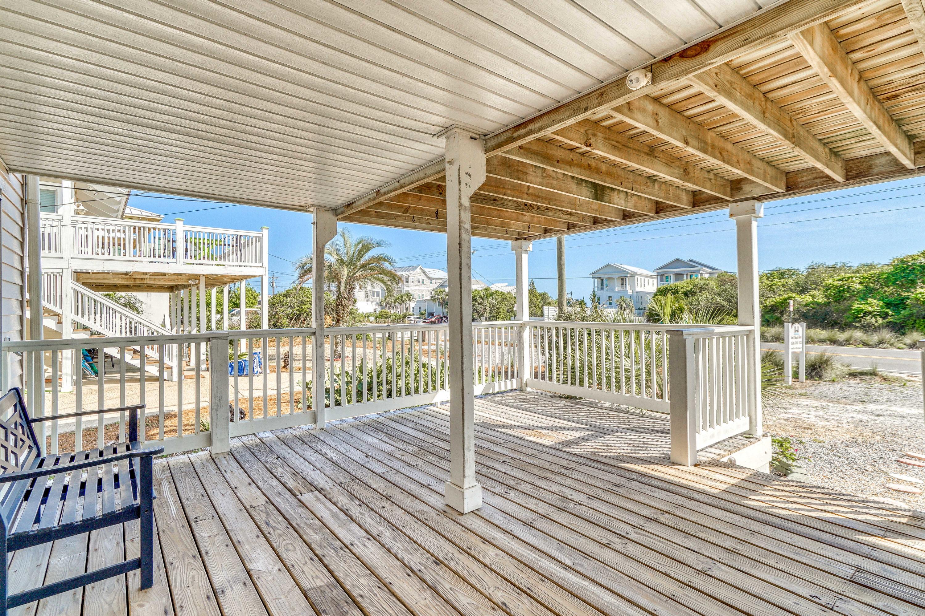 GULF LAKE BEACHES ESTATES - Residential