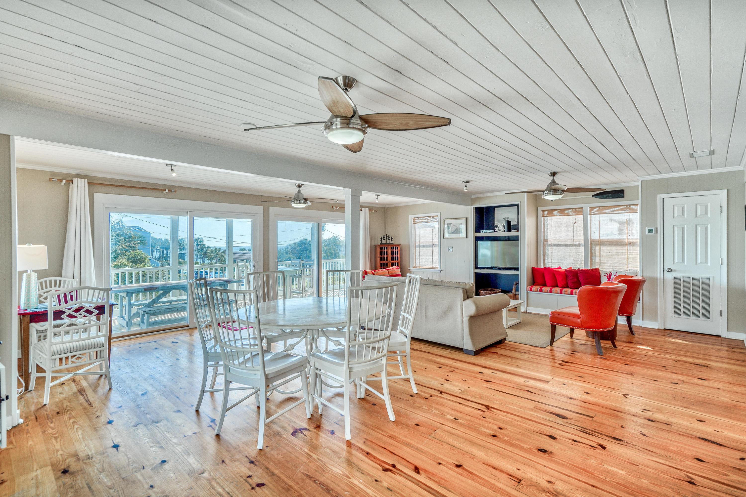 GULF LAKE BEACHES ESTATES - Residential