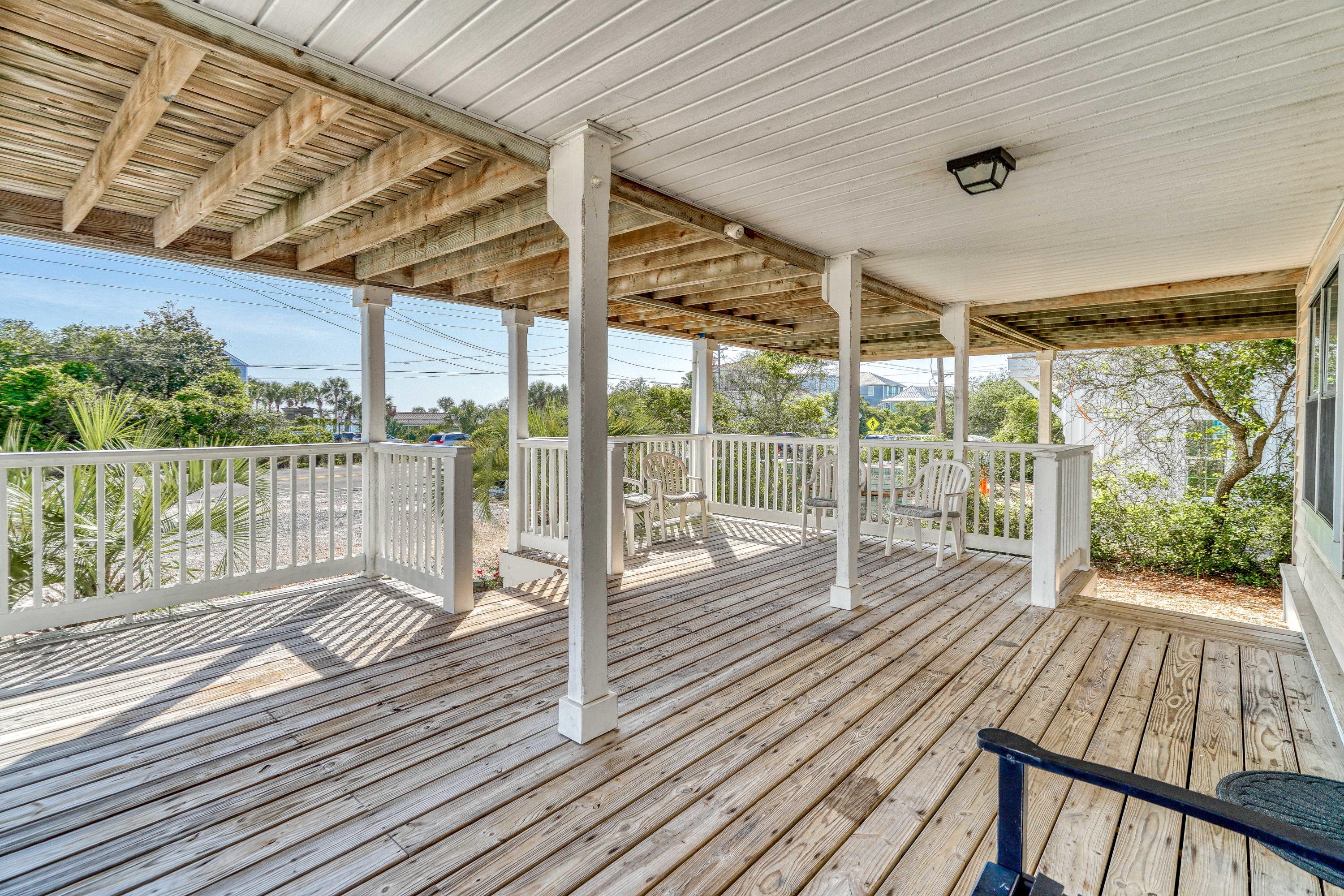 GULF LAKE BEACHES ESTATES - Residential