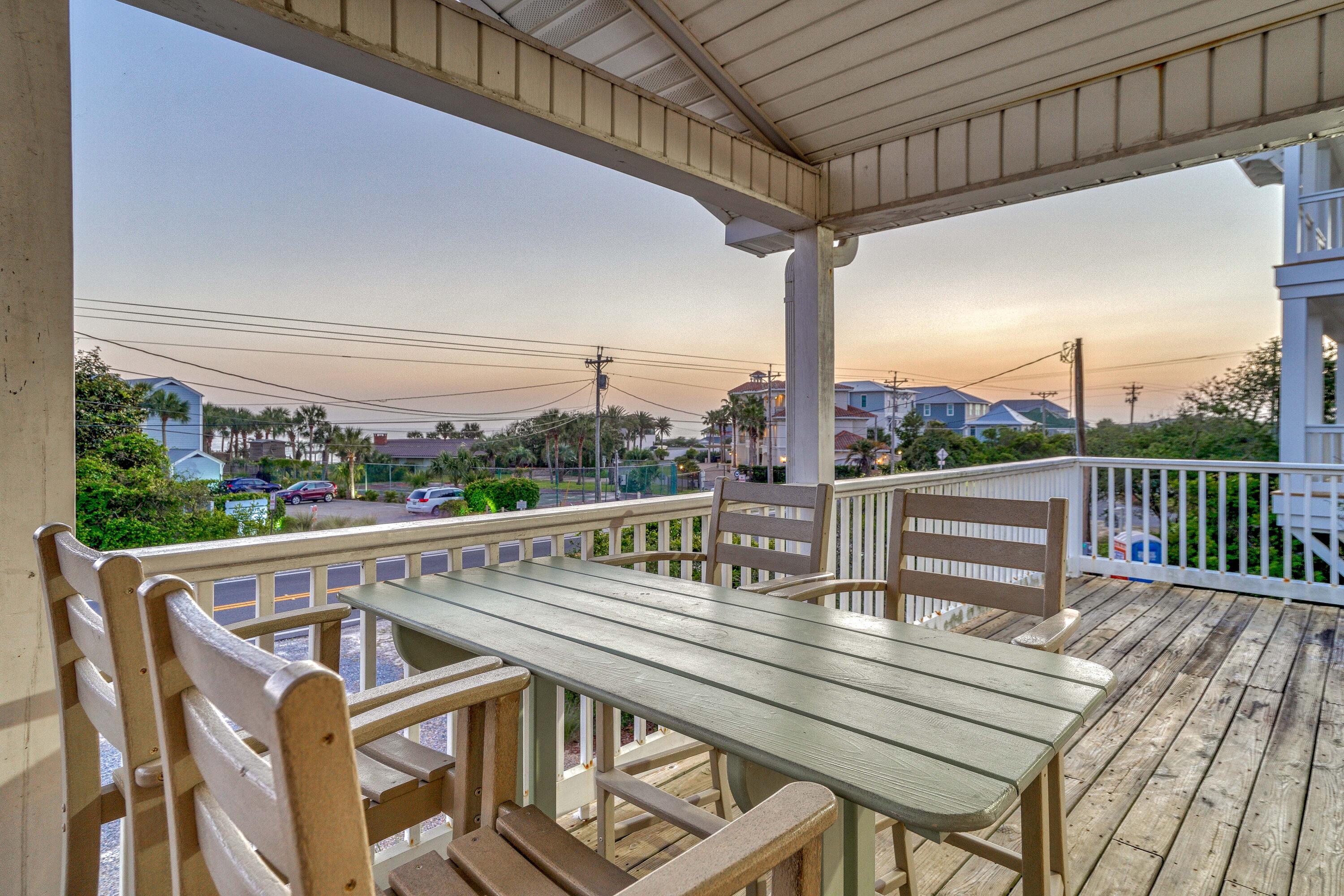 GULF LAKE BEACHES ESTATES - Residential