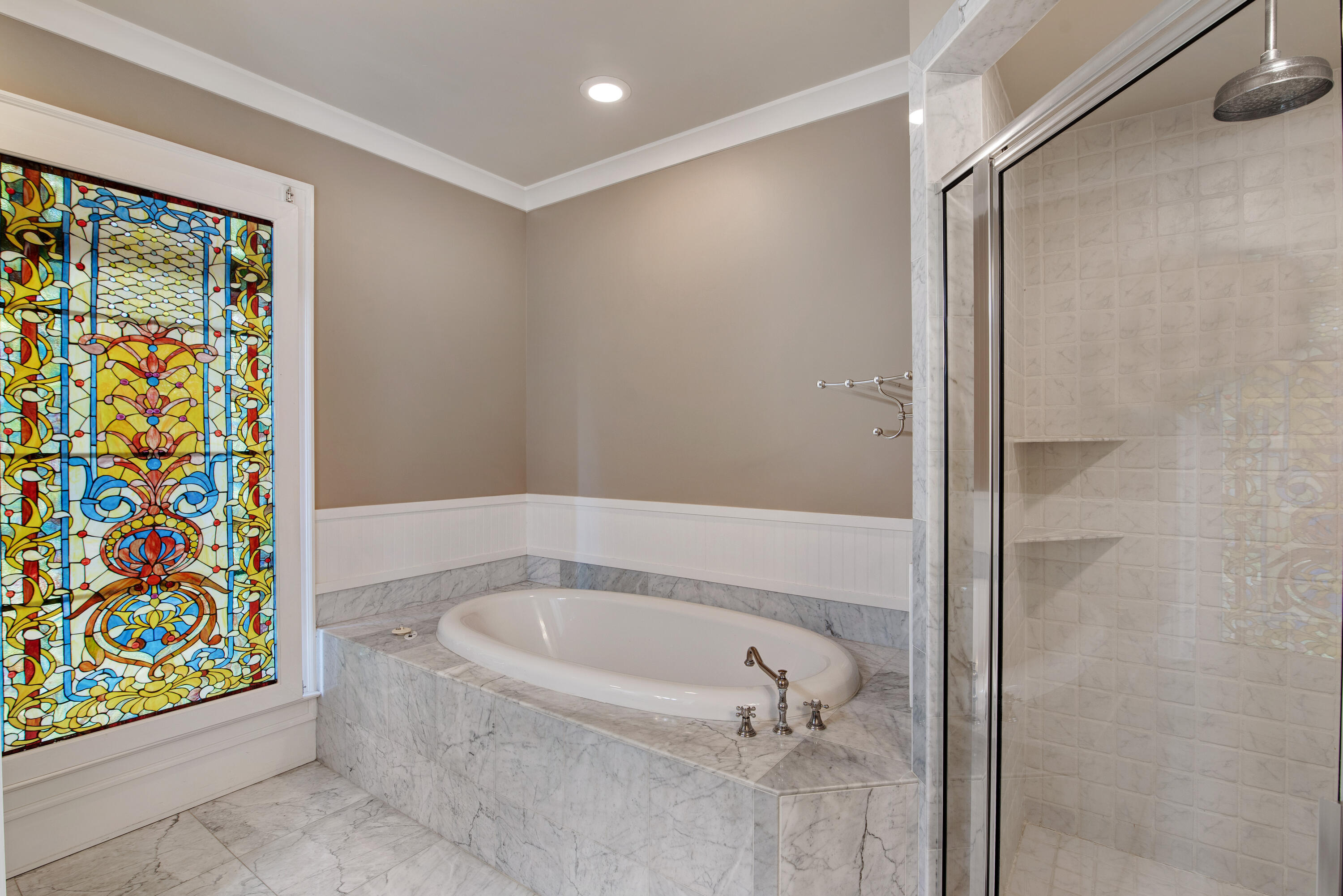 CRYSTAL SHORES - Residential