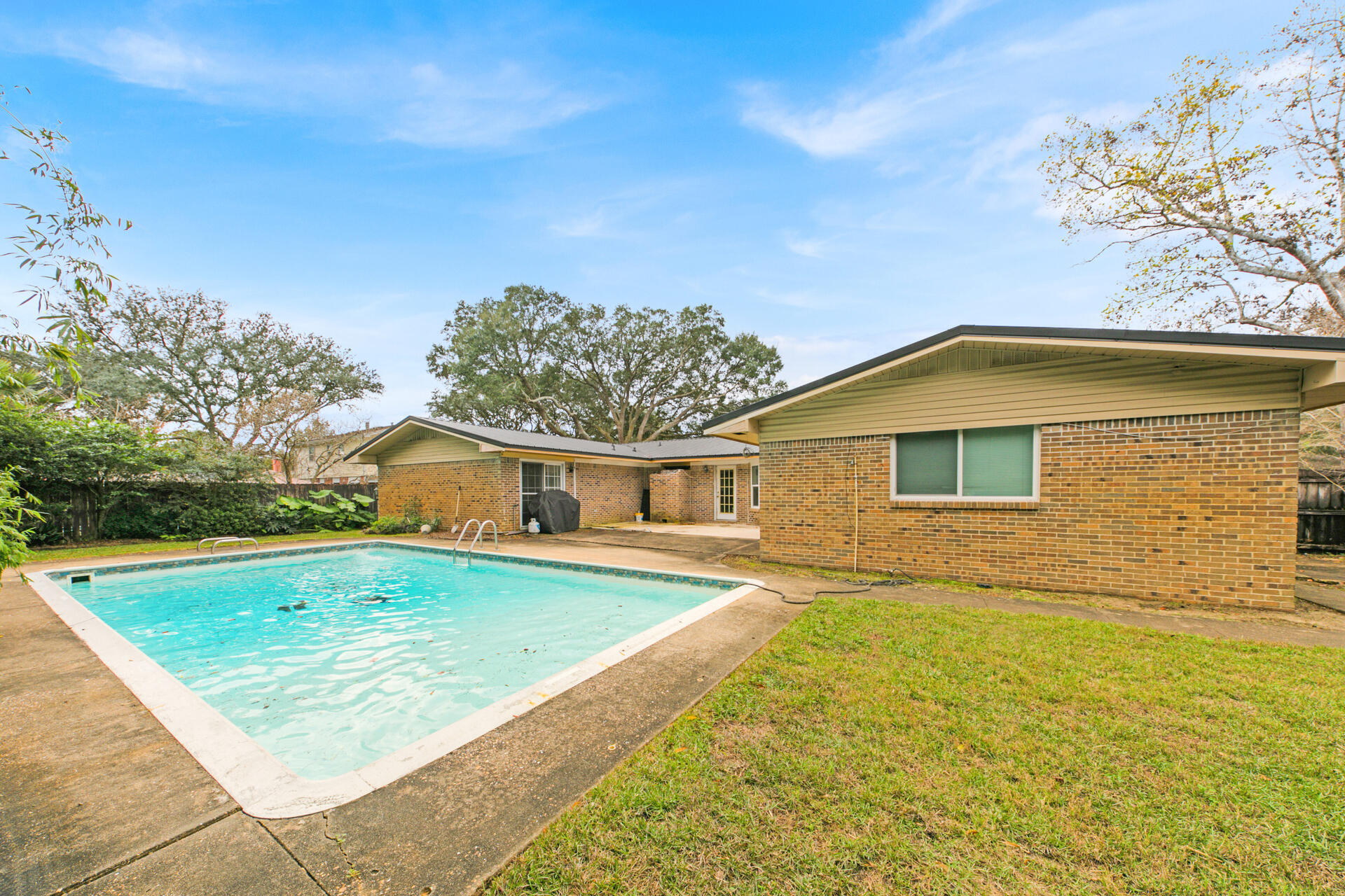 KENWOOD S/D 1ST ADDN - Residential