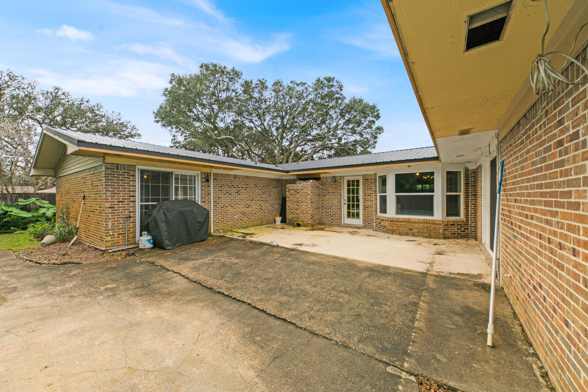 KENWOOD S/D 1ST ADDN - Residential