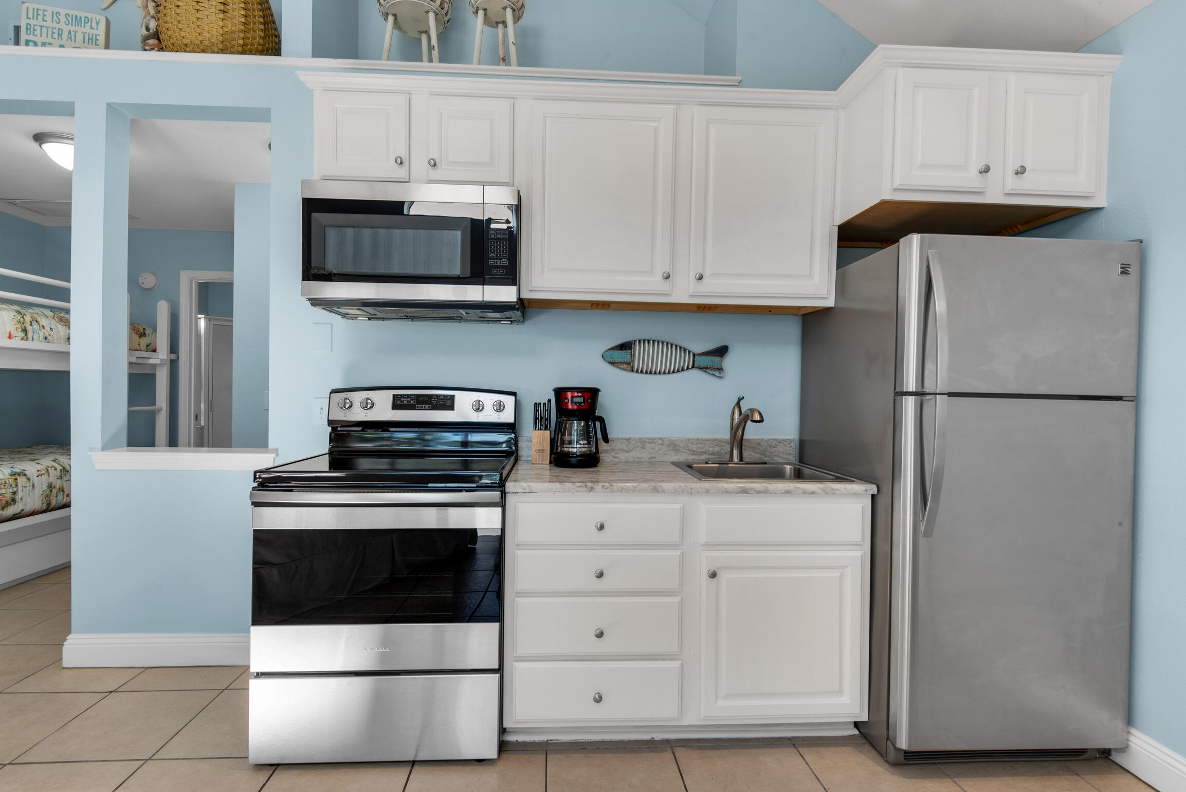 NANTUCKET COTTAGES - Residential