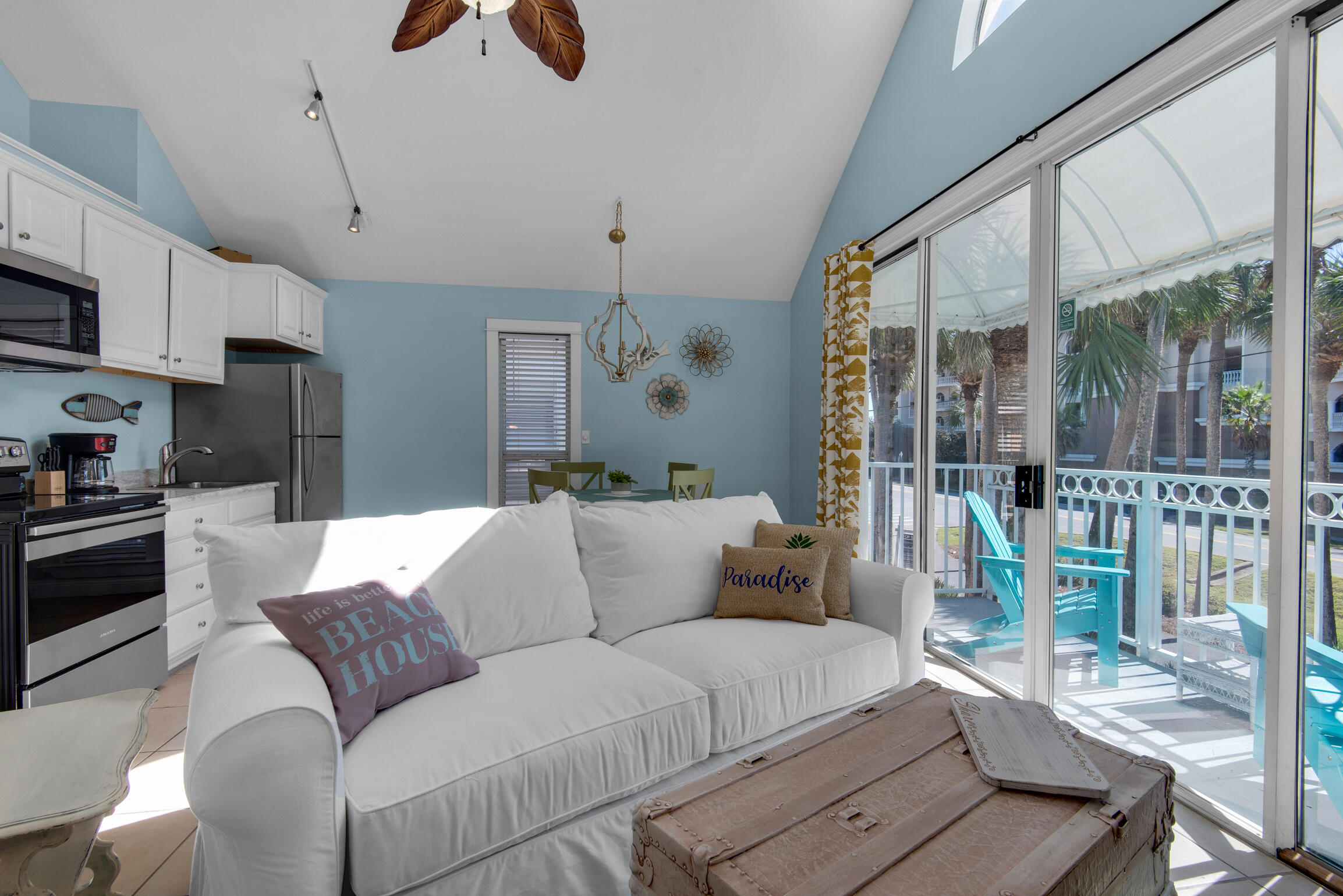 NANTUCKET COTTAGES - Residential