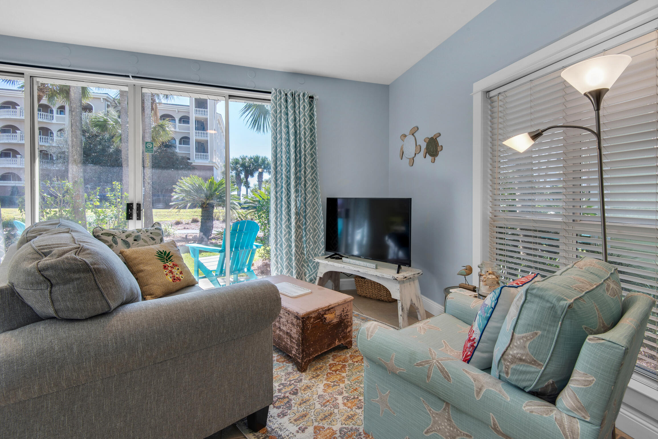 NANTUCKET COTTAGES - Residential